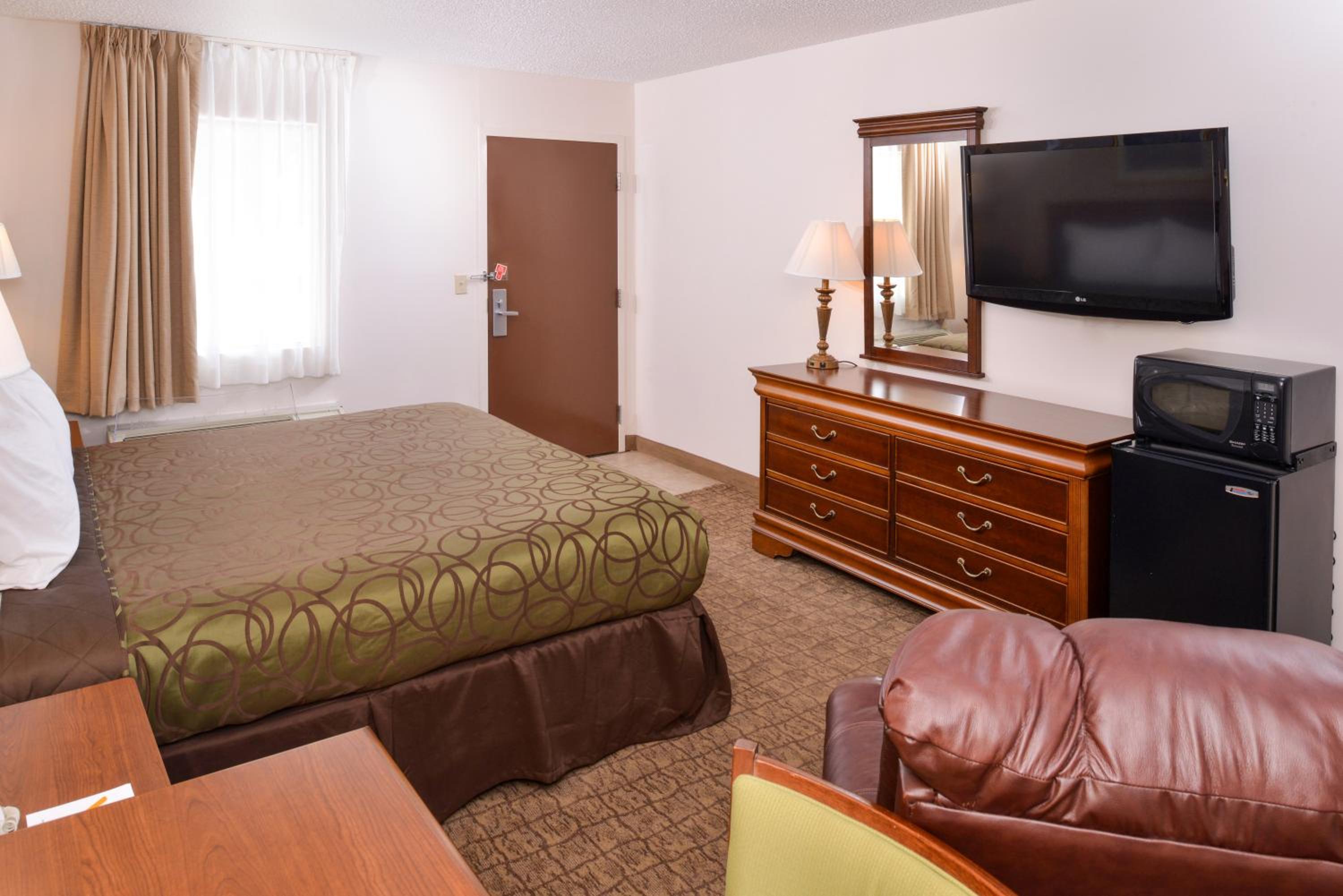 Queen Room
