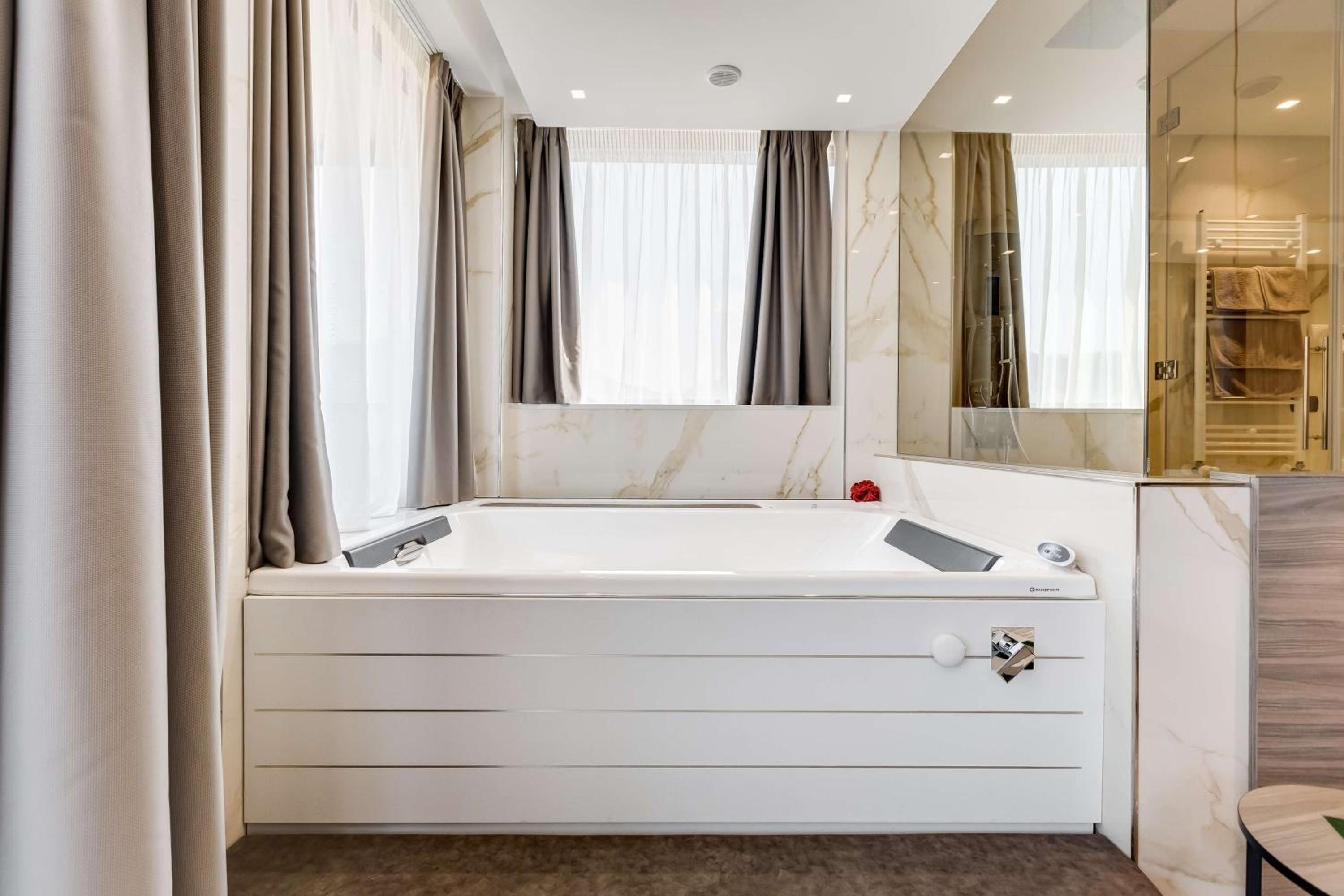 Suite with private Spa - Photo 13