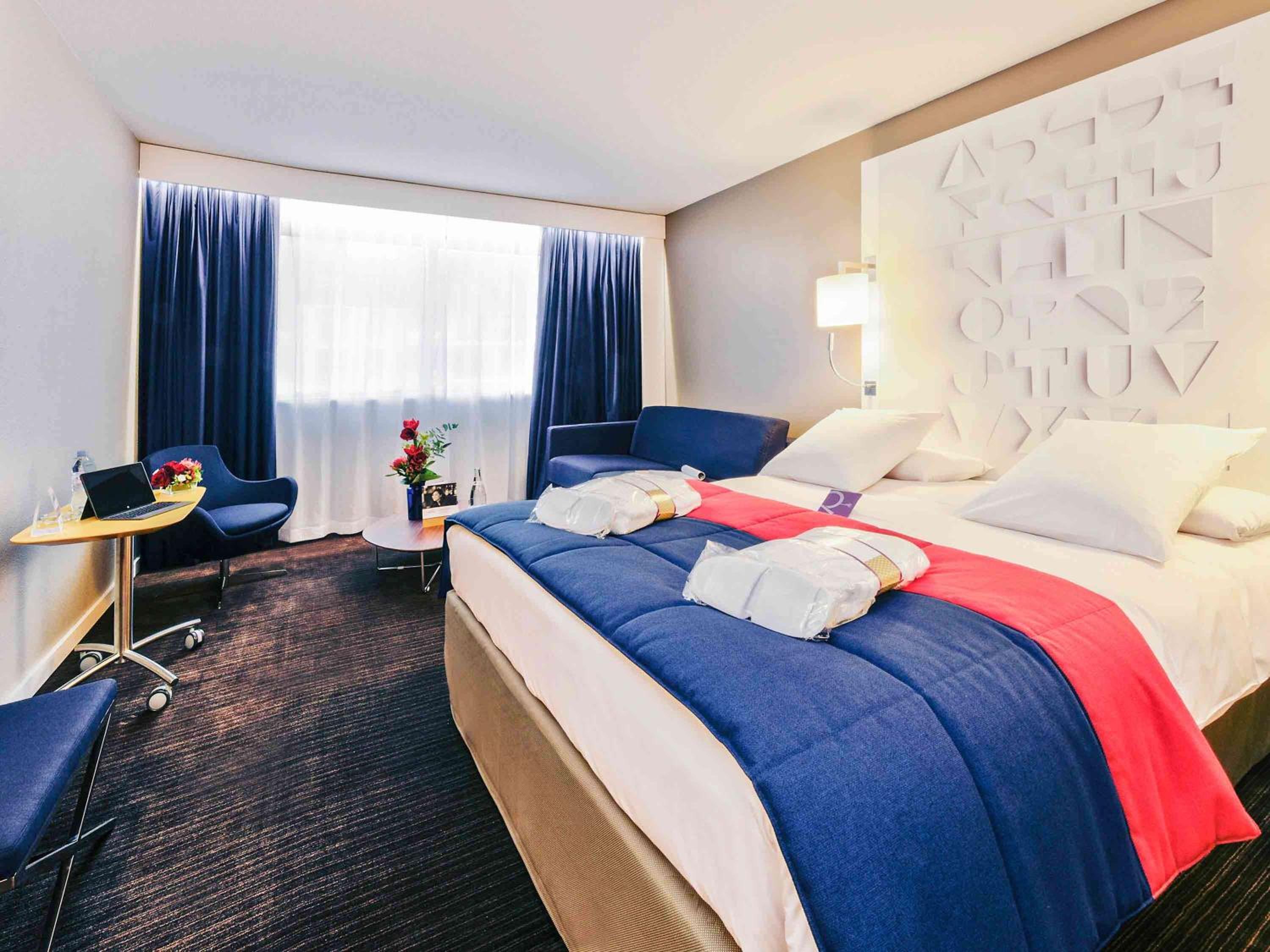 Deluxe Double Room with Sofa Bed - Garden Side - Photo 1
