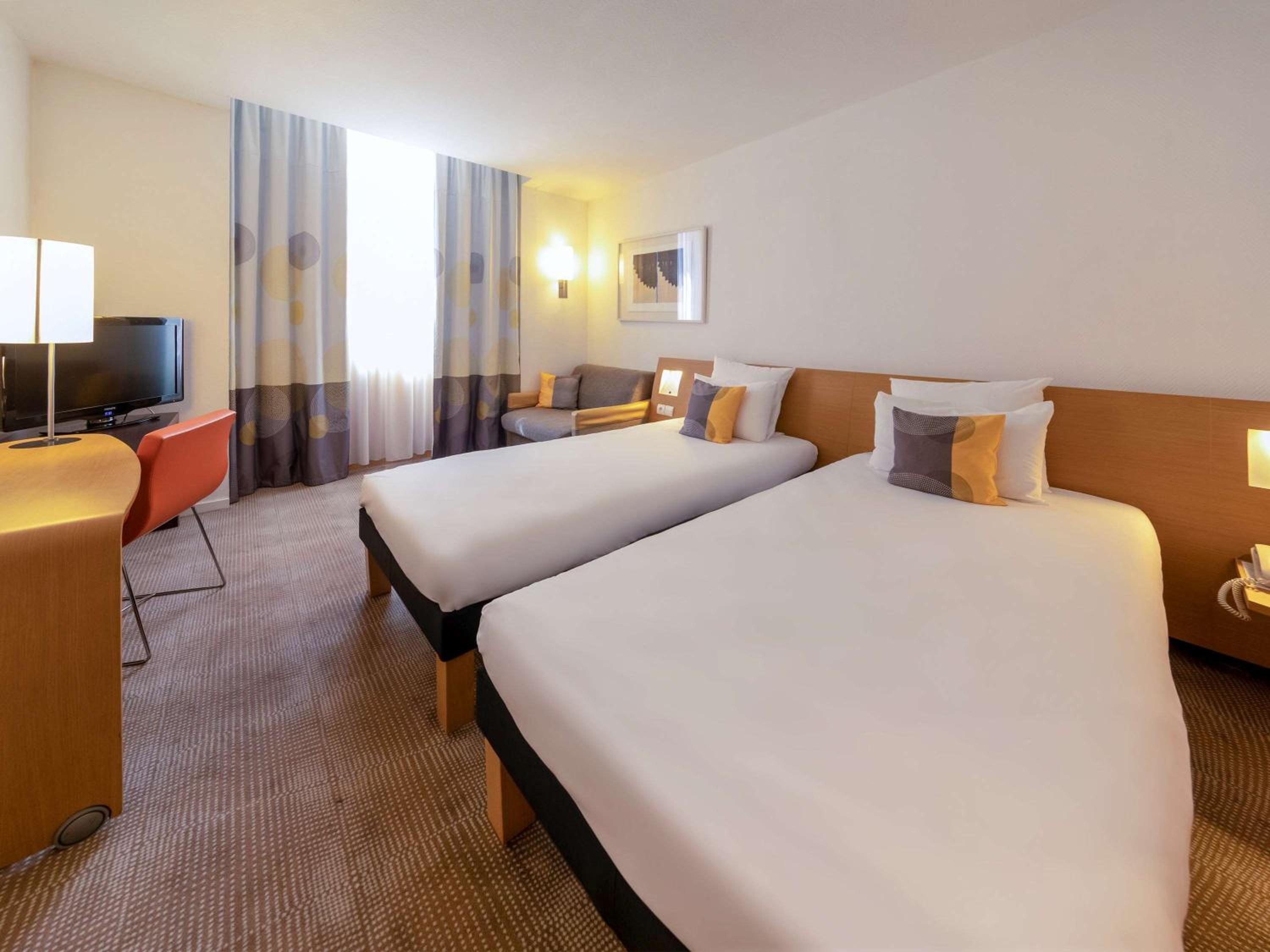 Classic Twin Room - Photo 4