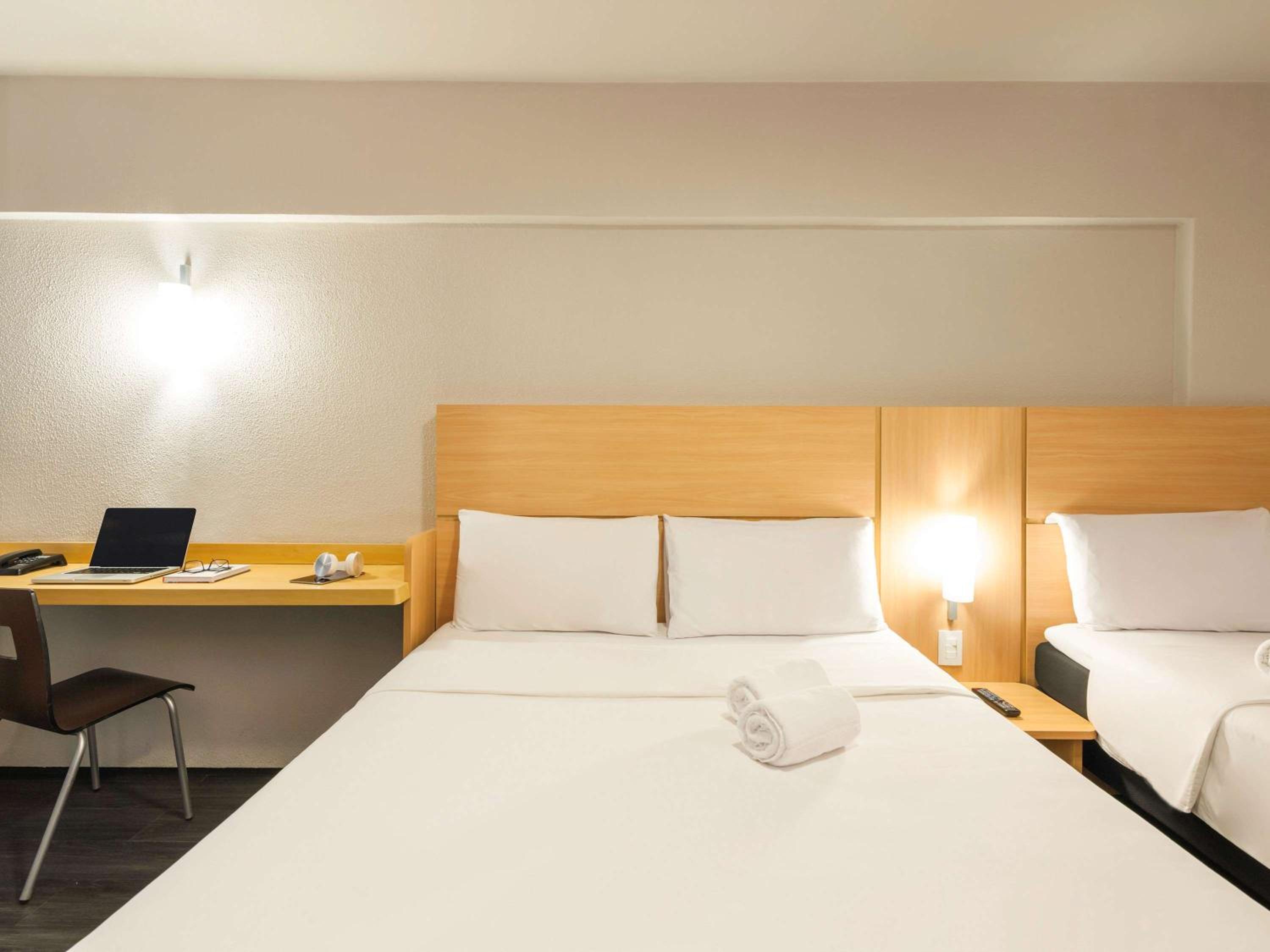 Standard Twin Room photo 1