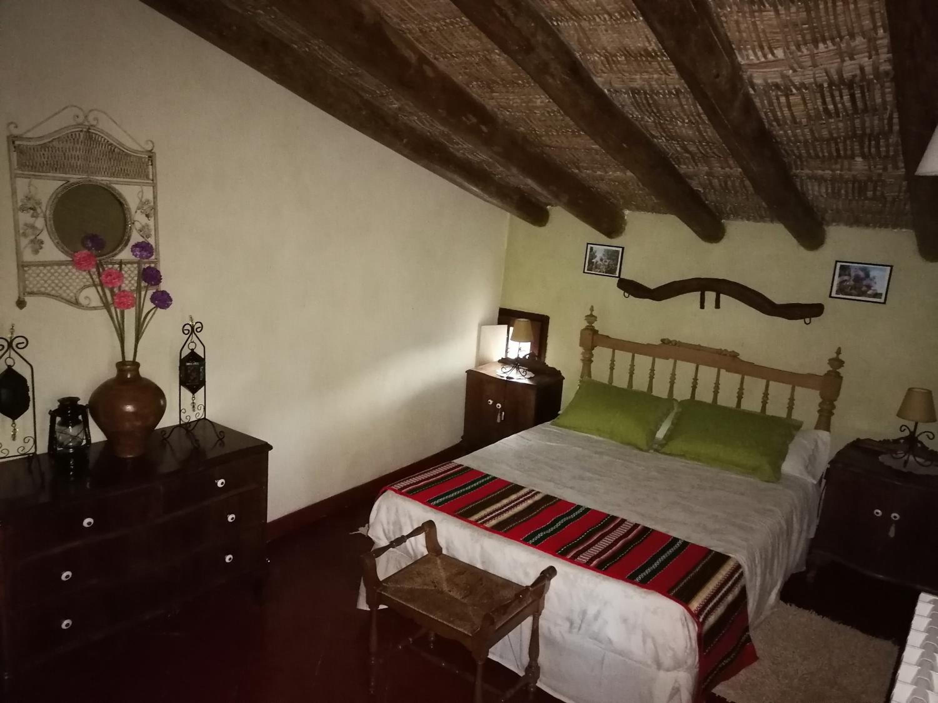 Casa de cuatro habitaciones