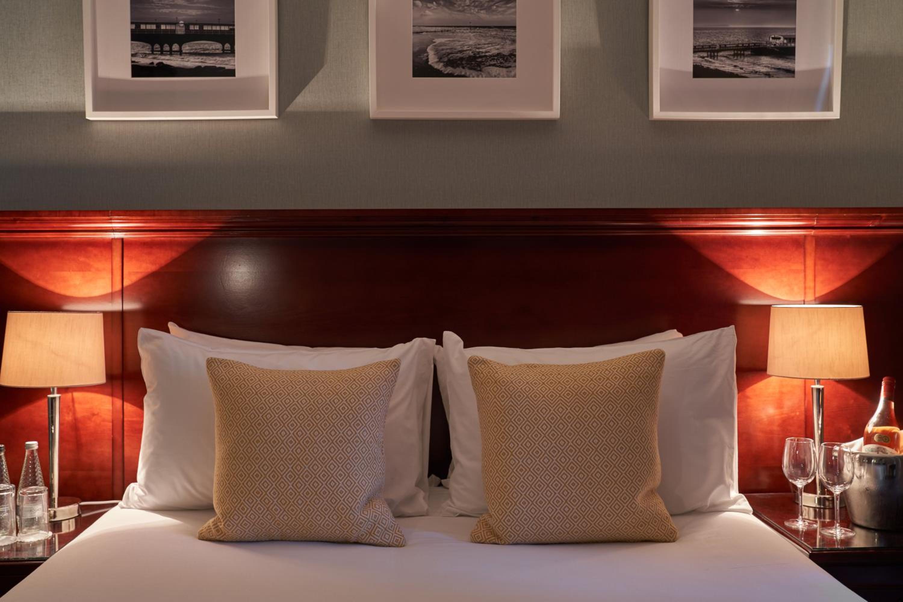 Standard Double Room - Photo 4