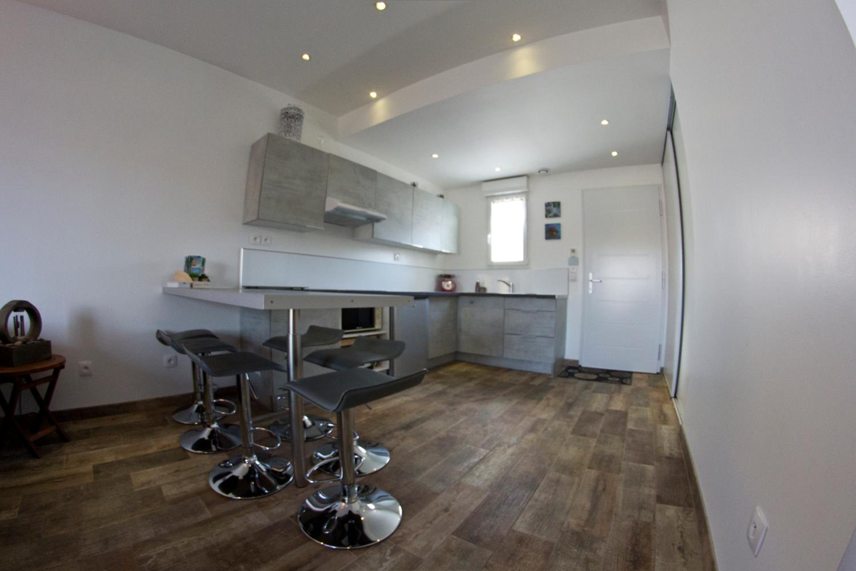 Apartment - Ground Floor - Photo 7