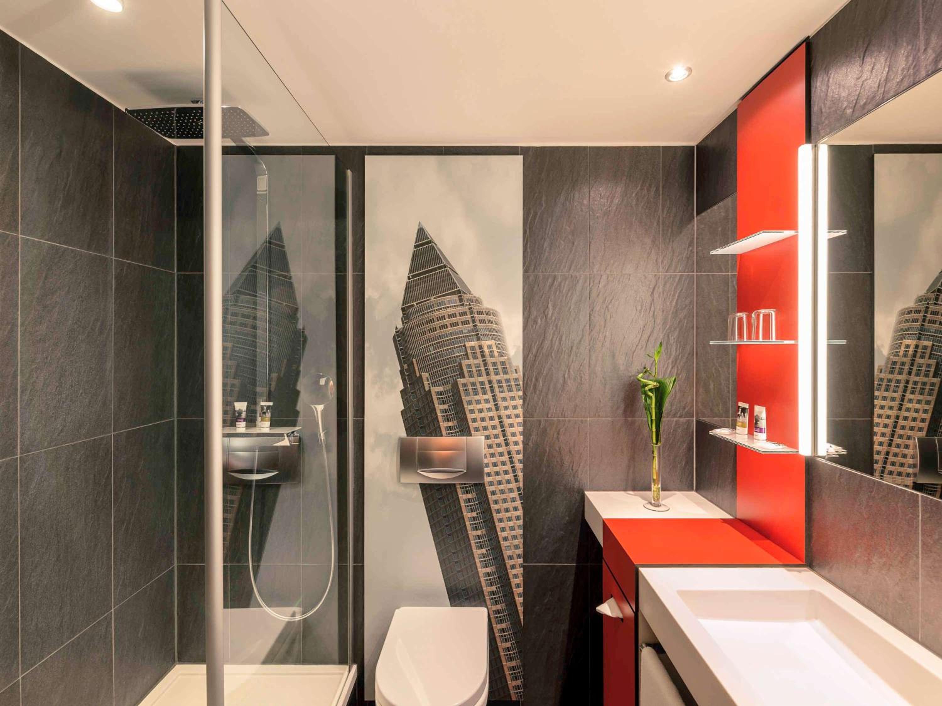 Standard Double Room - Photo 8