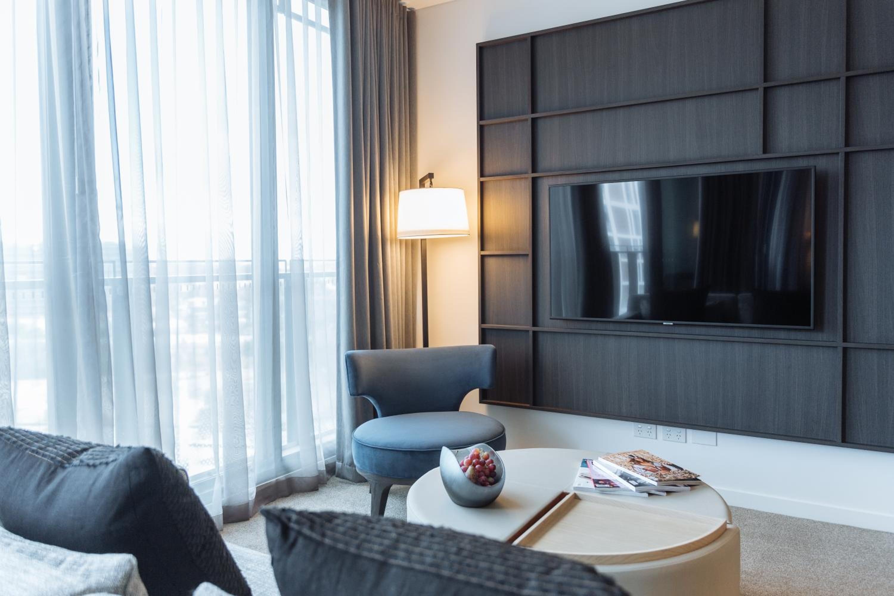 One-Bedroom Apartment with Balcony