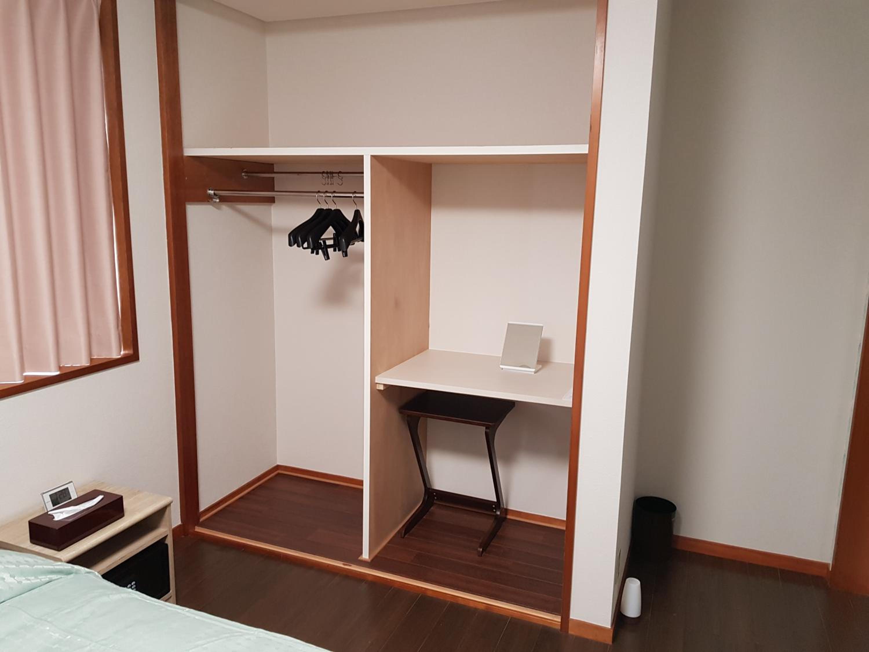 Double Room - Photo 8