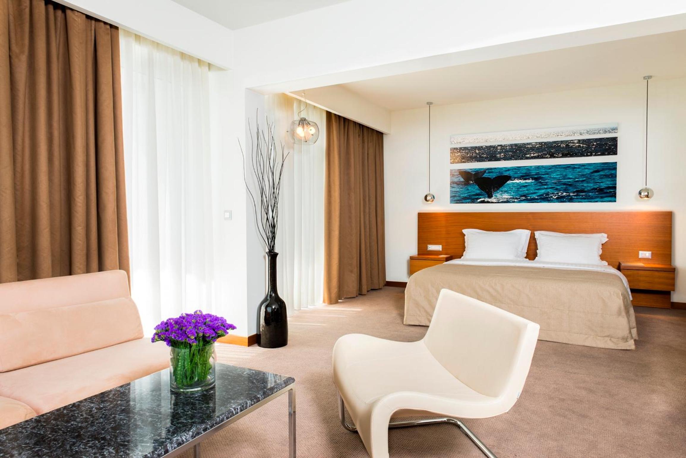 Executive Suite with Sea View - Photo 1