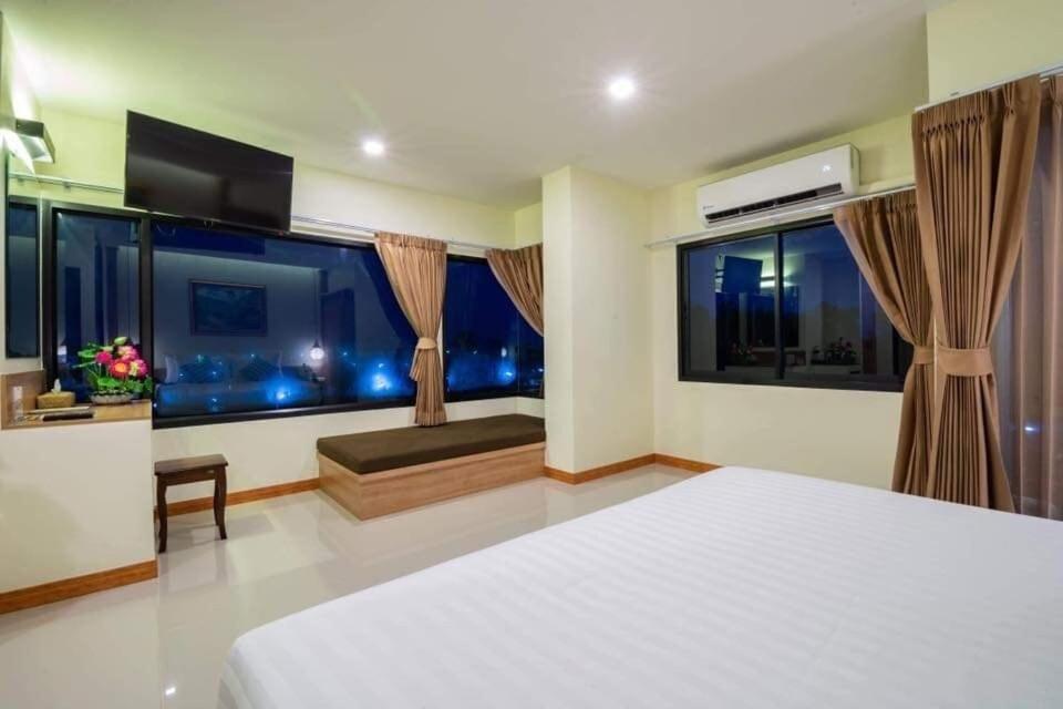 Deluxe Double Room - Photo 3