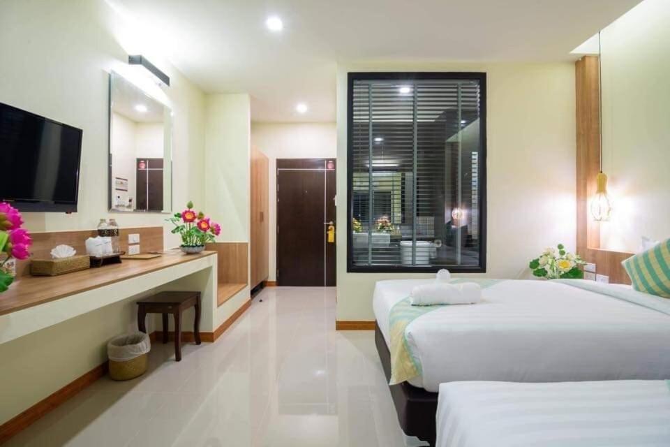 Superior Double Room - Photo 2