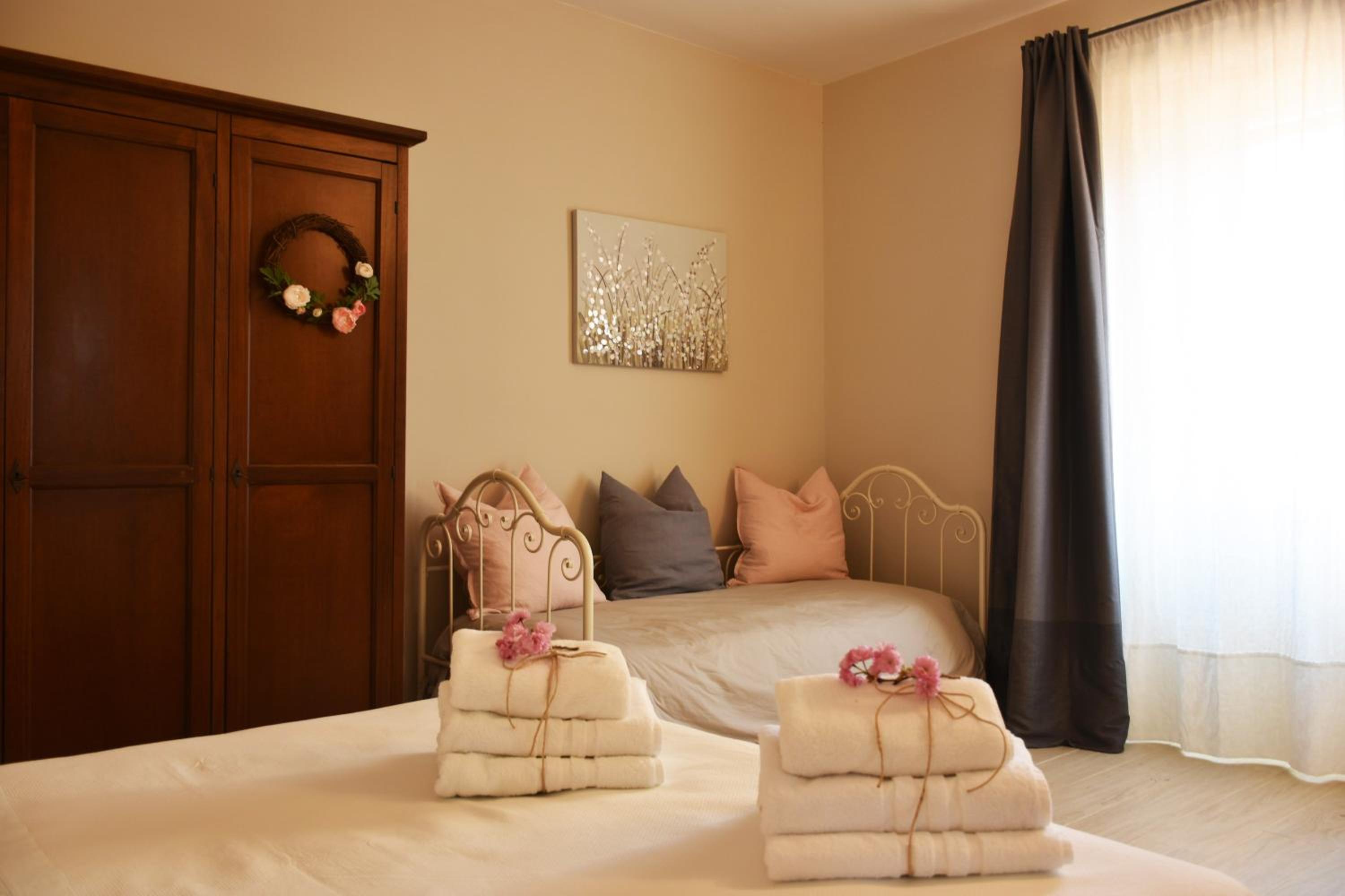 Superior Quadruple Room - Photo 2