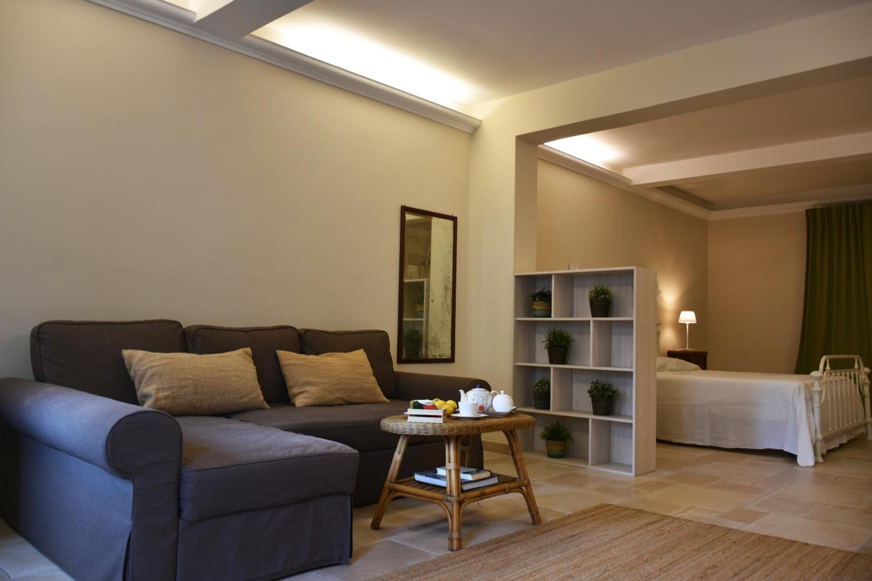 Superior Quadruple Room - Photo 4