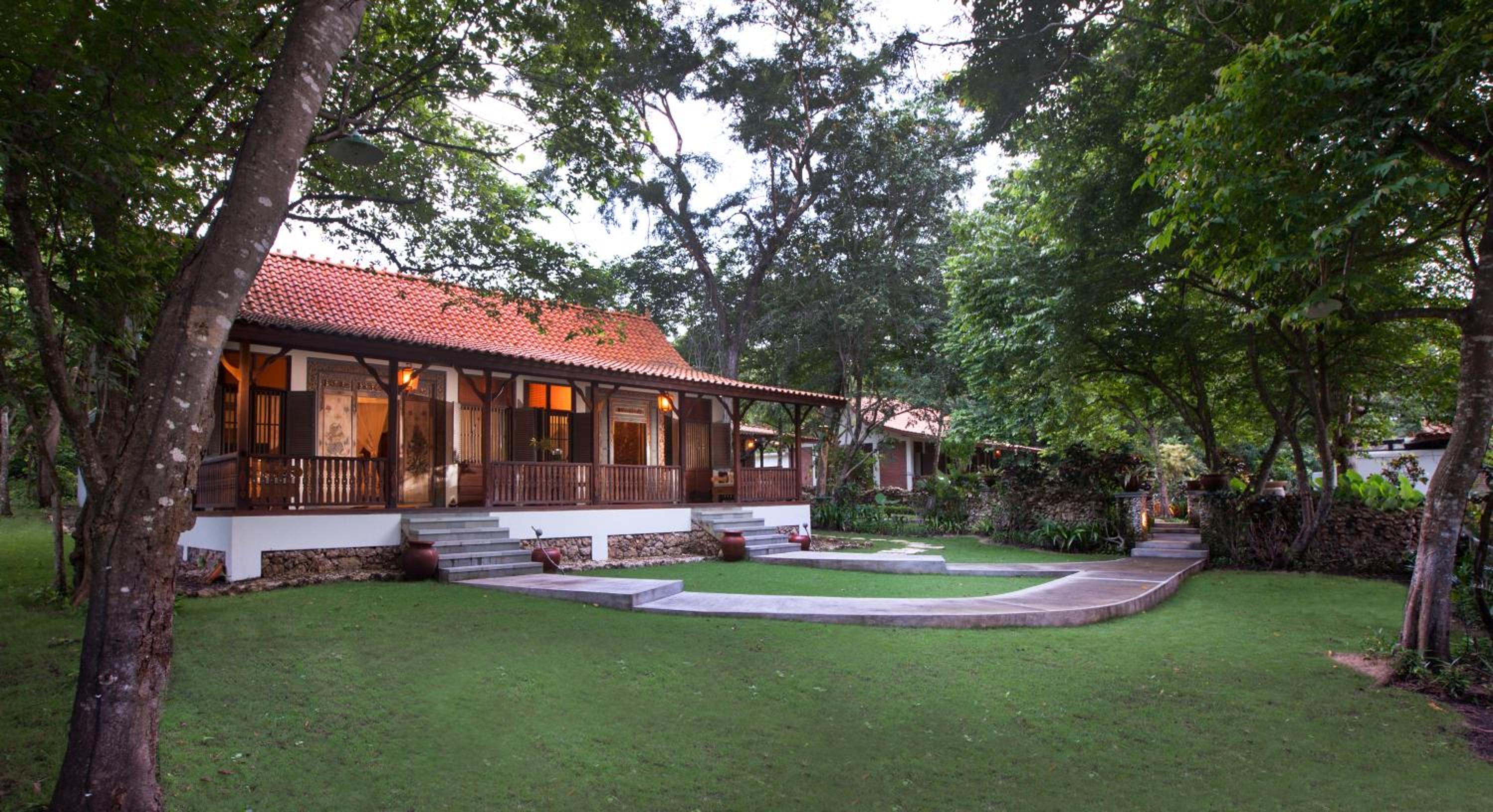 Two-Bedroom Forest Villa with Free Water Sport and Trekking - Photo 2