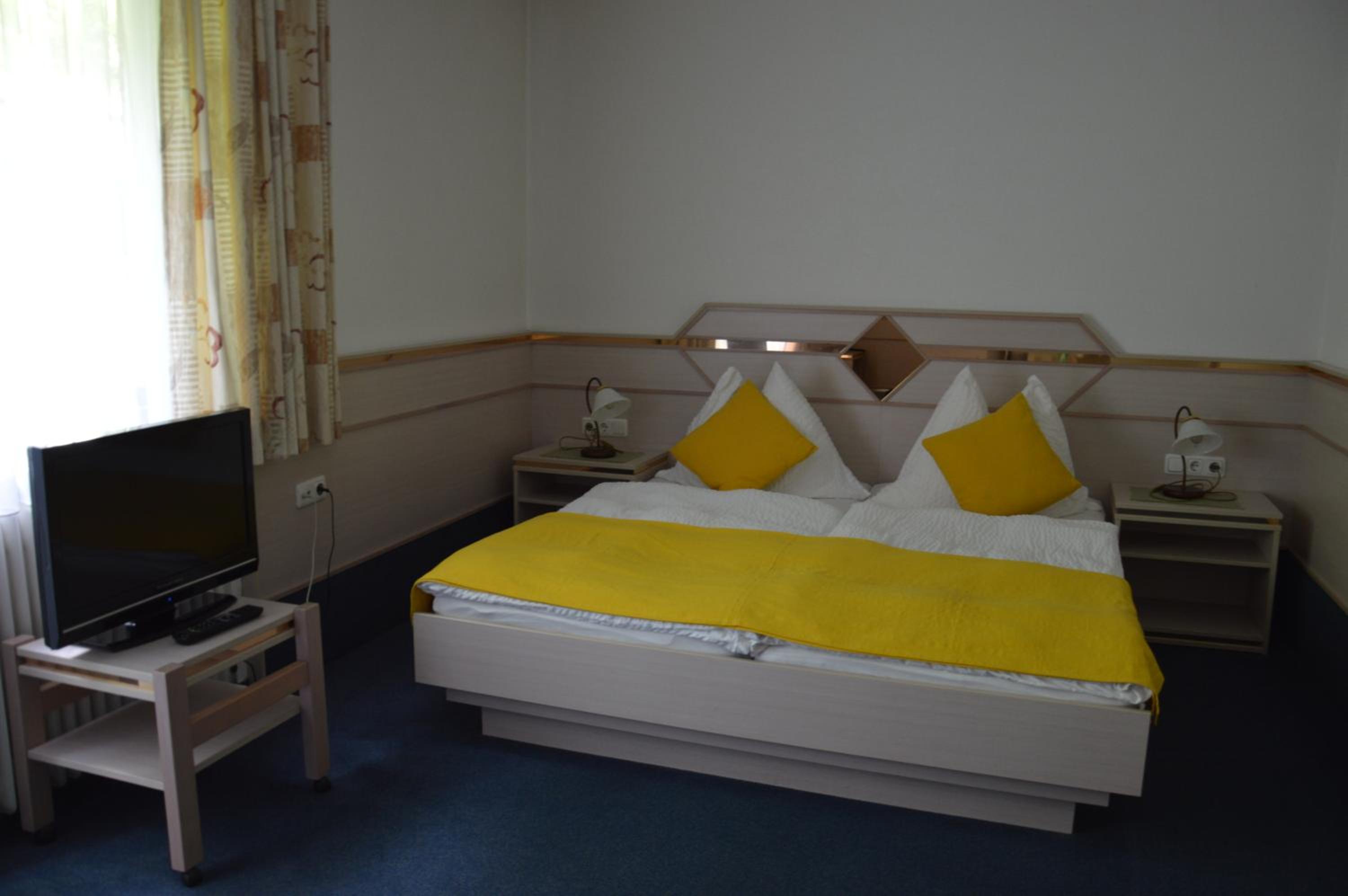 Double Room - Photo 2