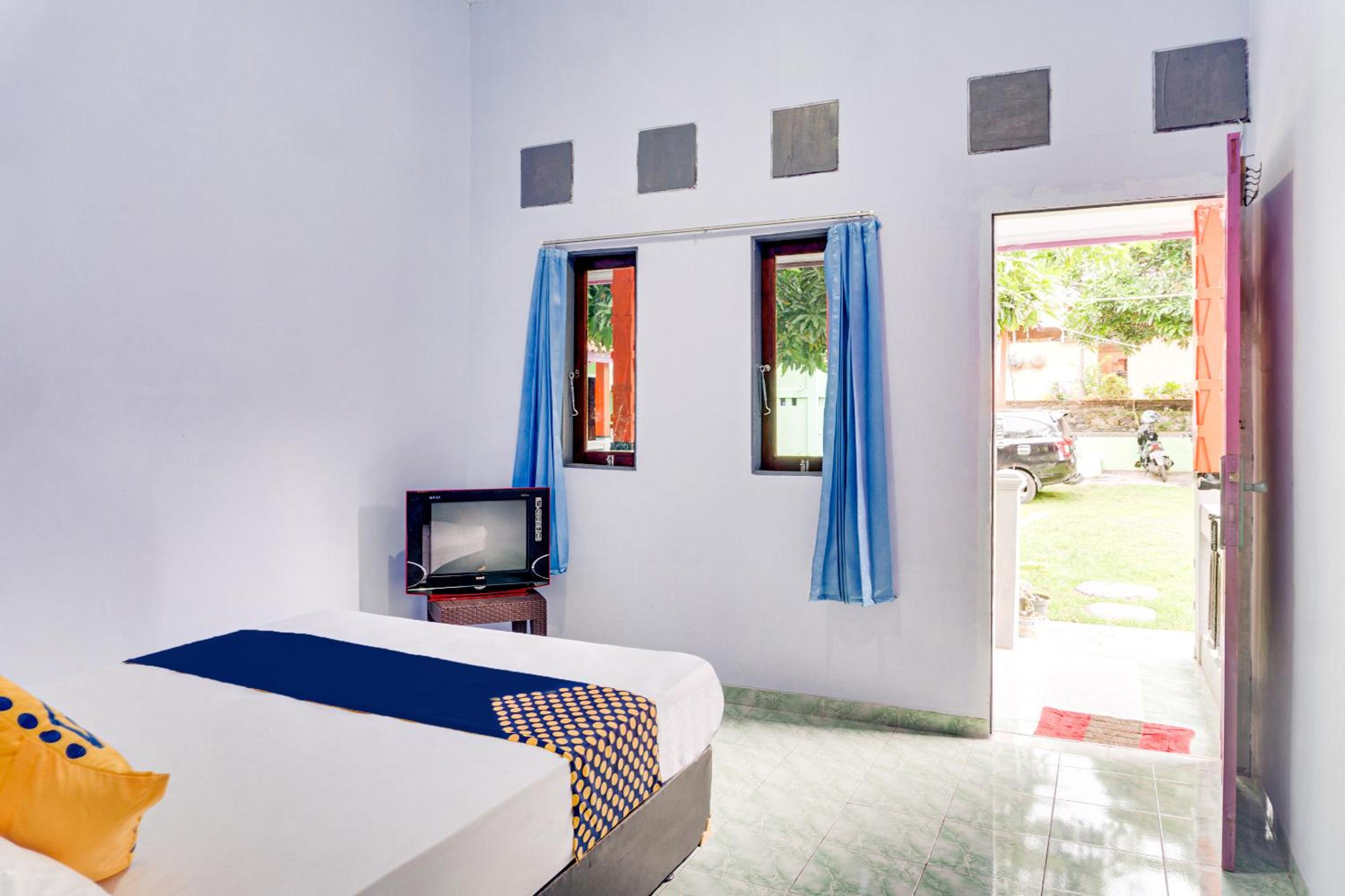 Budget Double Room - Photo 4