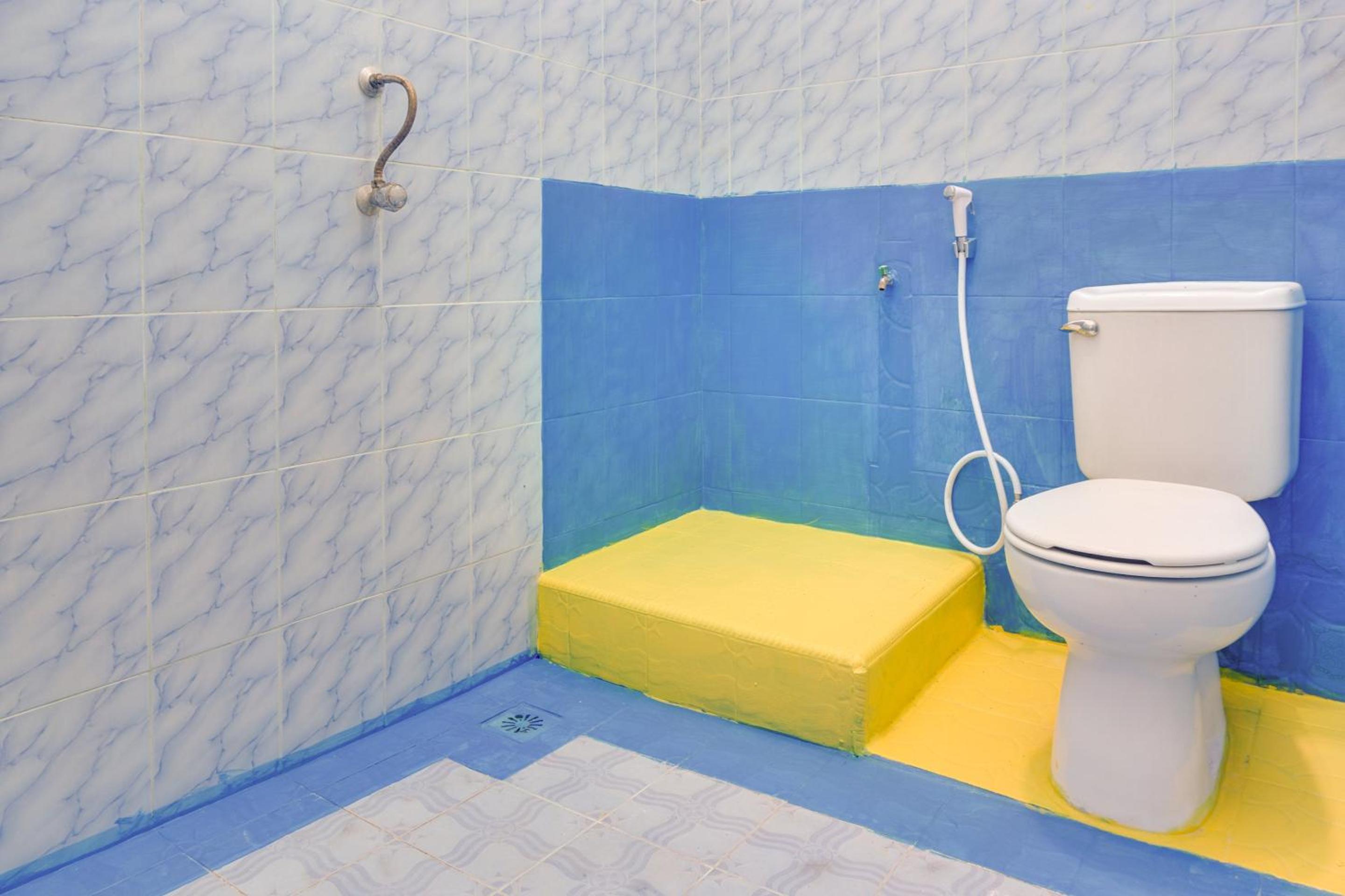 Budget Double Room - Photo 3