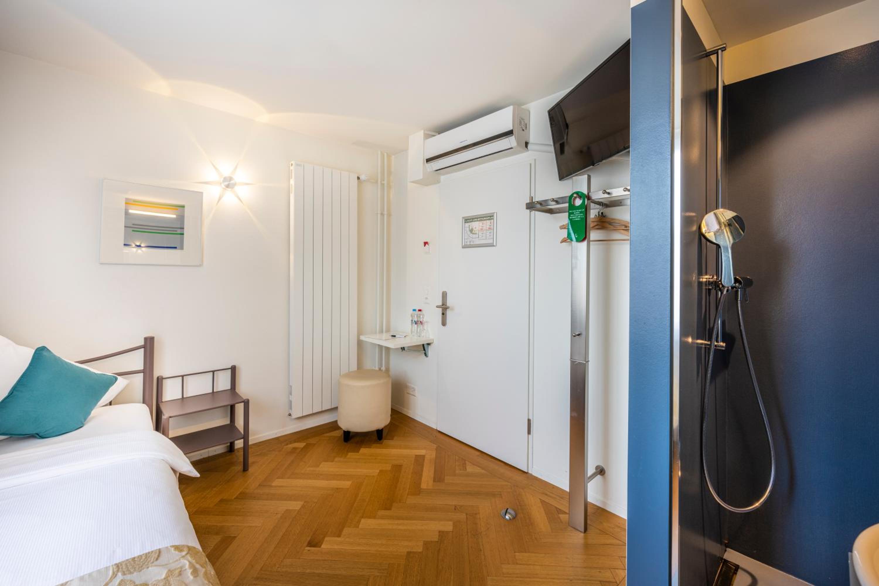 Economy Single Room