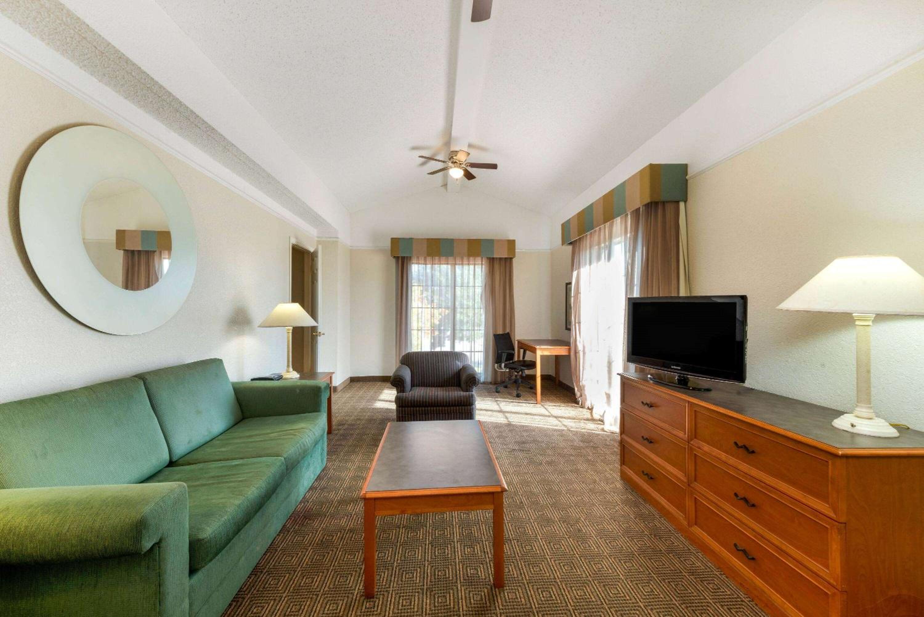 King Suite photo 3