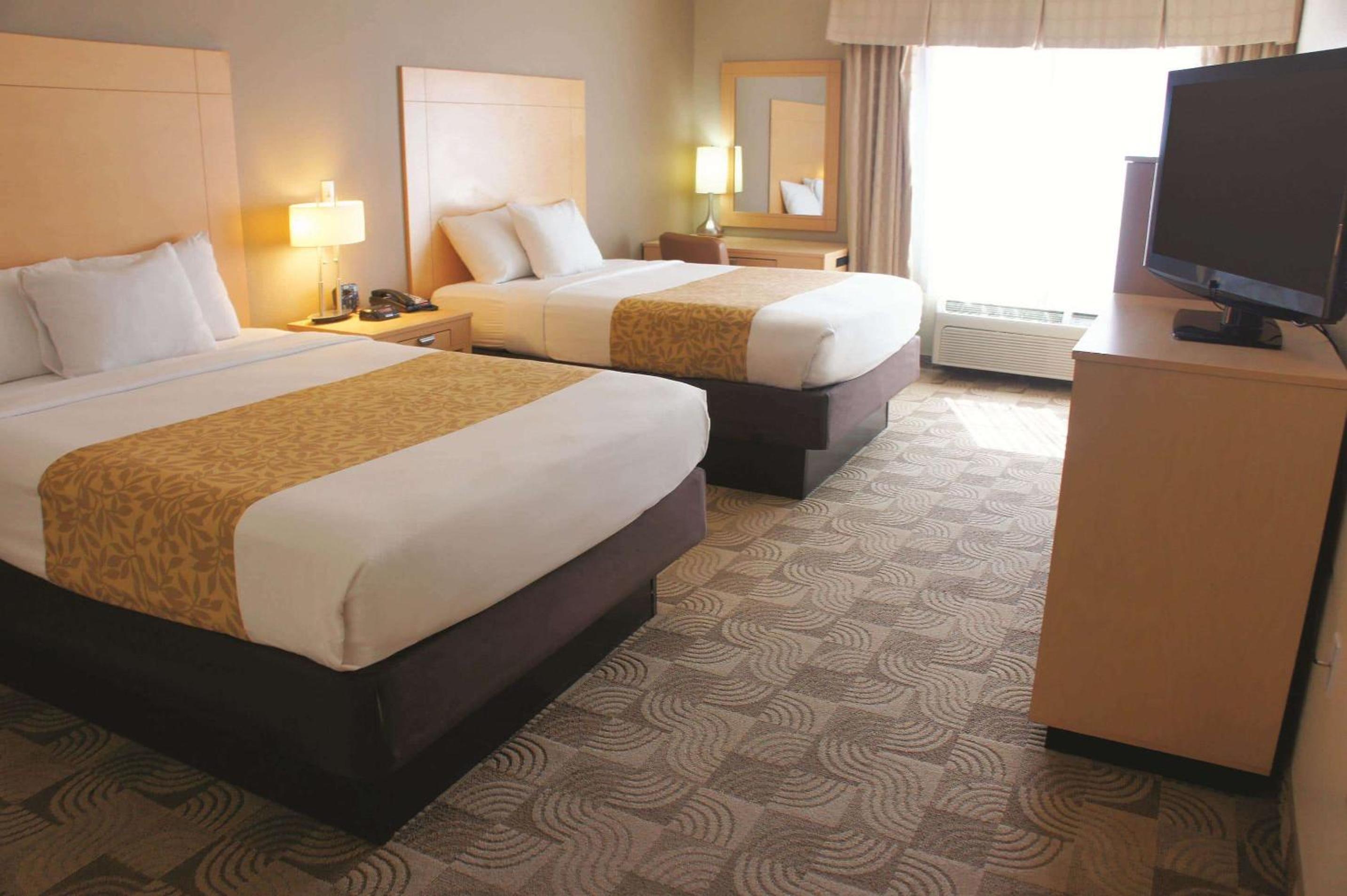 Queen Room with Two Queen Beds - Mobility Access - Photo 1