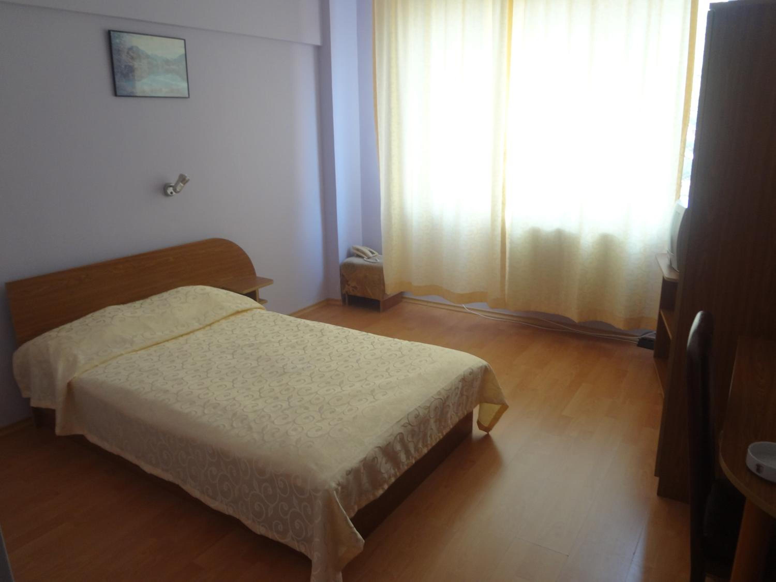 Single Room photo 3