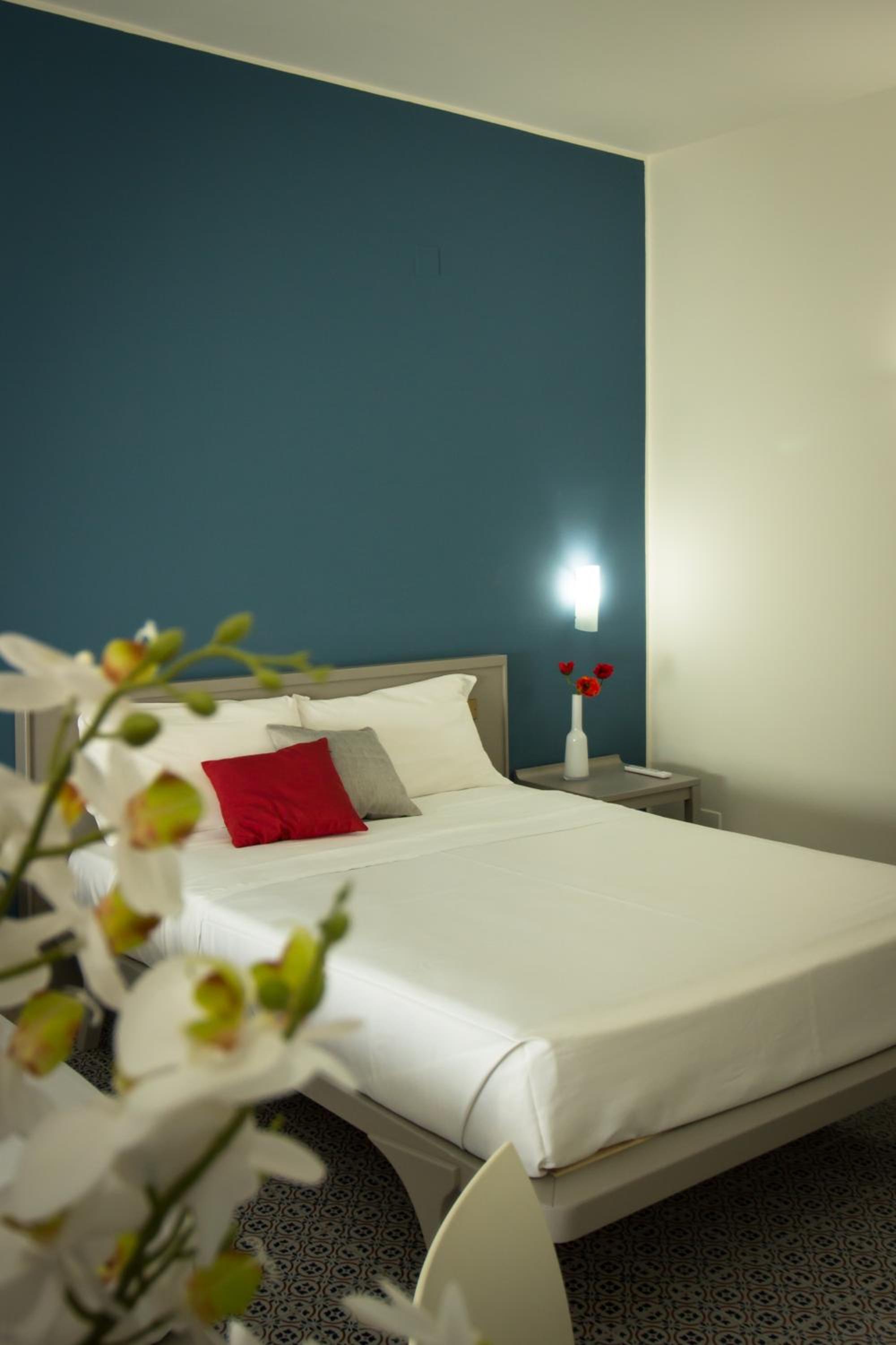Classic Double Room - Photo 2