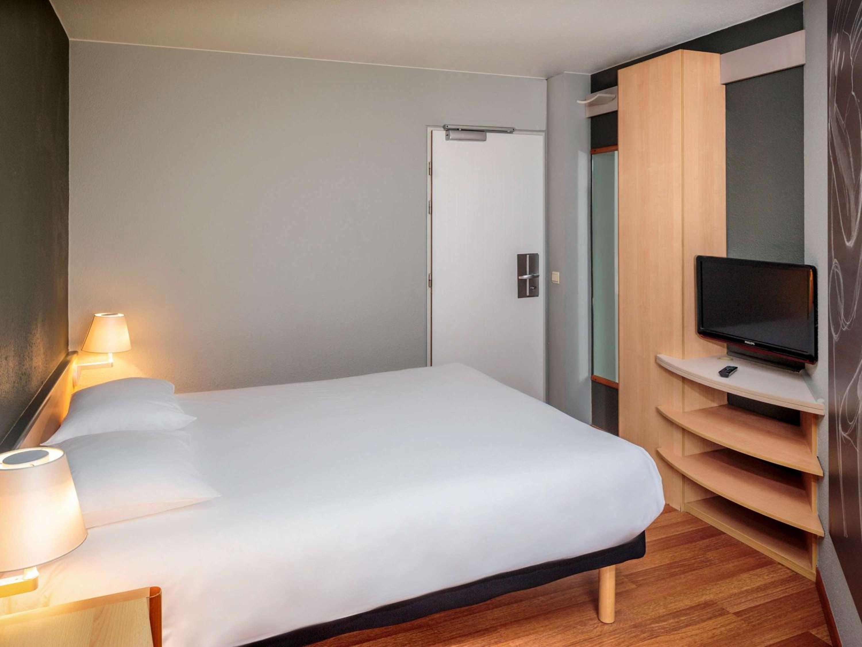 Standard Double Room - Photo 1