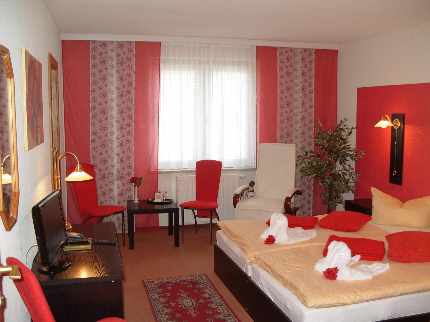 Double Room - Photo 3