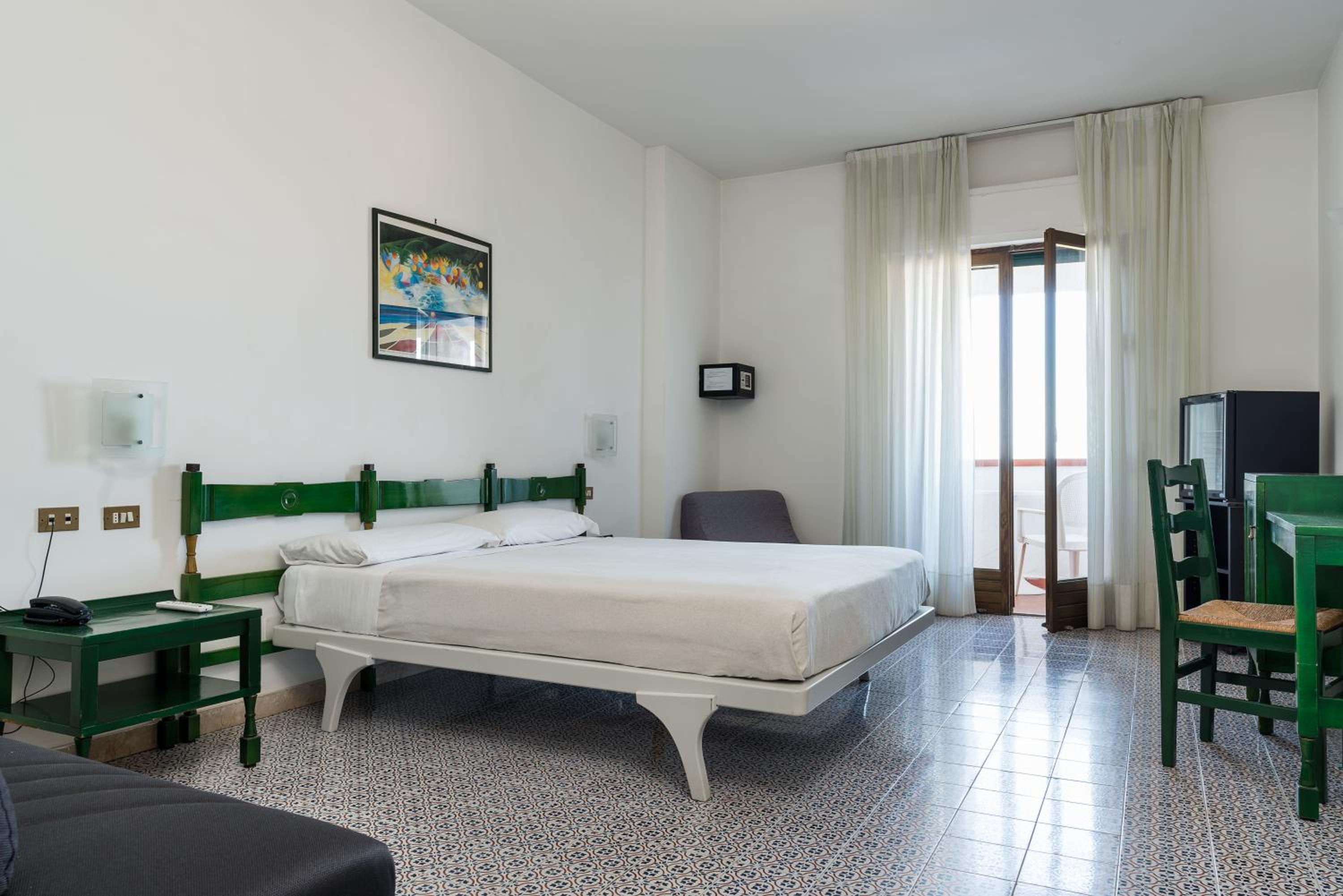 Standard Double Room - Photo 1