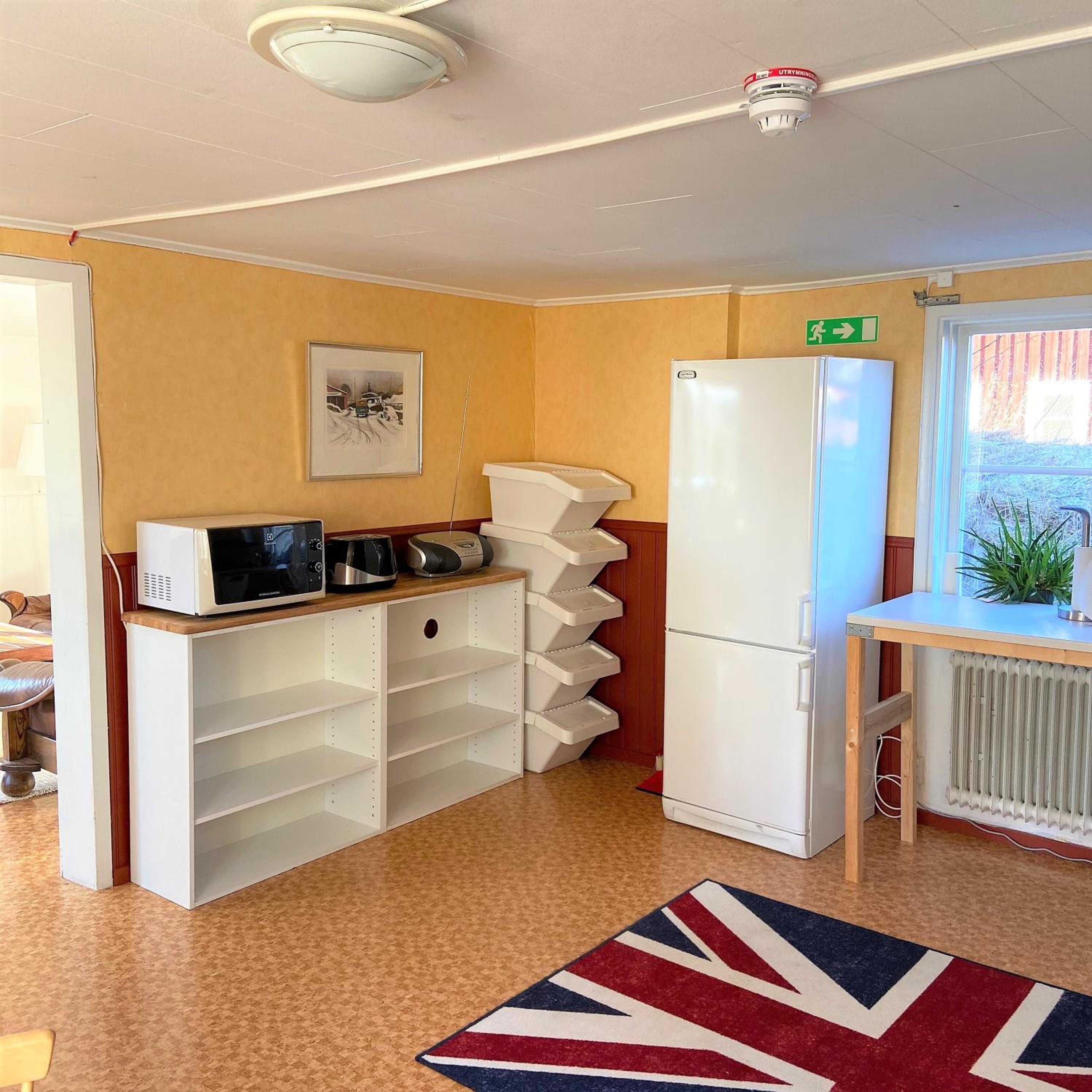 Standard Twin Room with Shared Bathroom photo 3