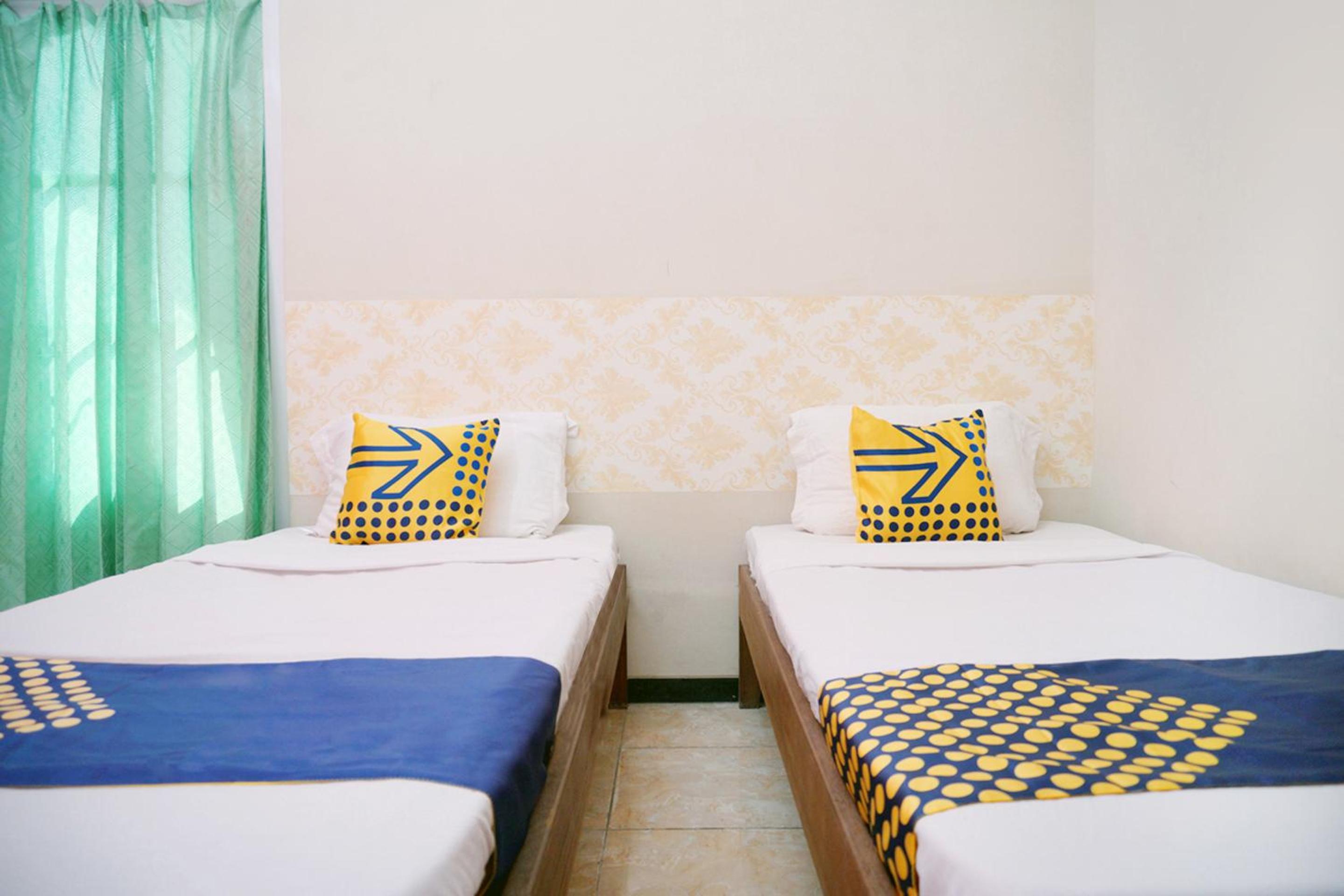 Small Twin Room