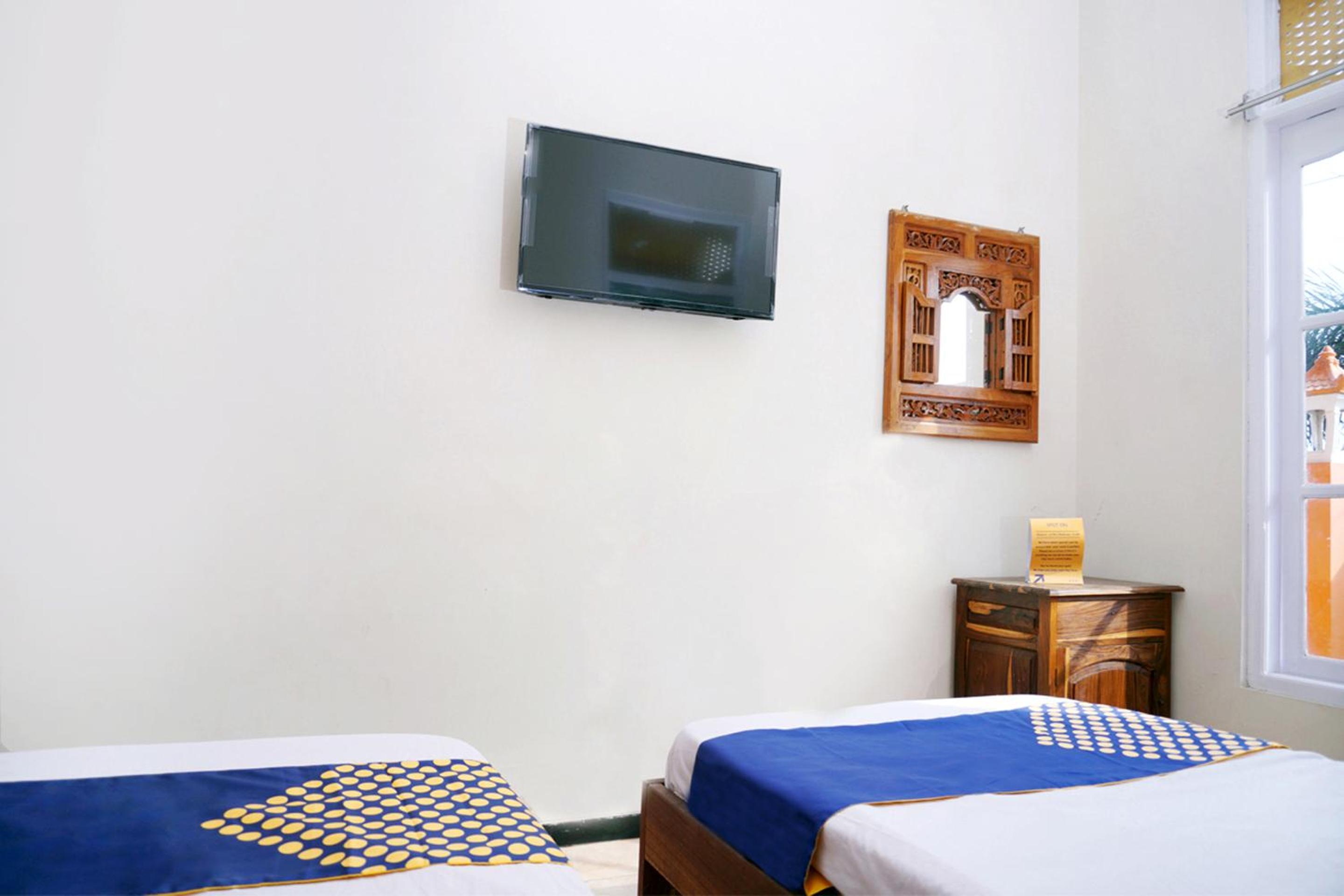 Small Twin Room photo 3