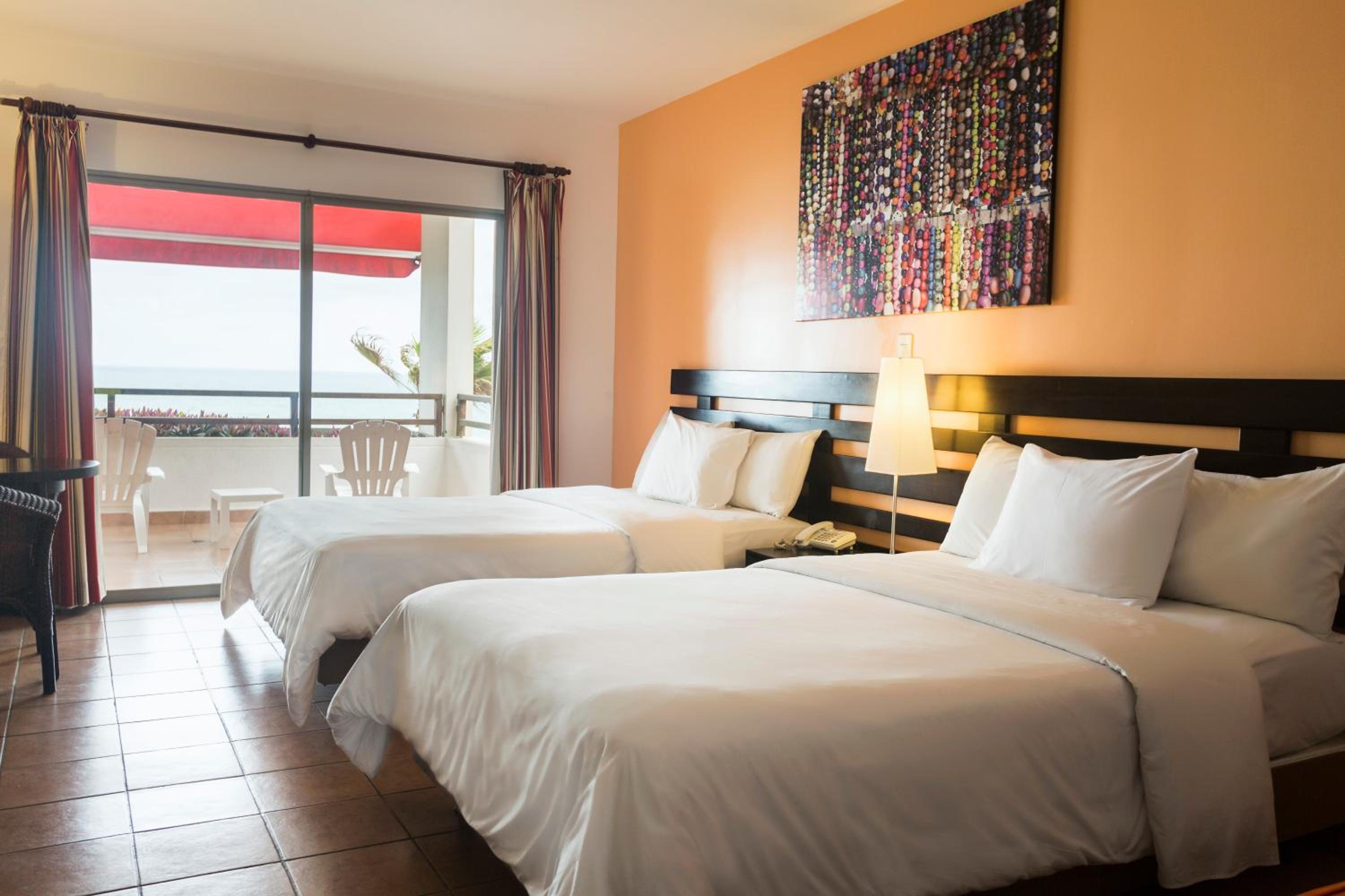 Double or Twin Room with Sea View