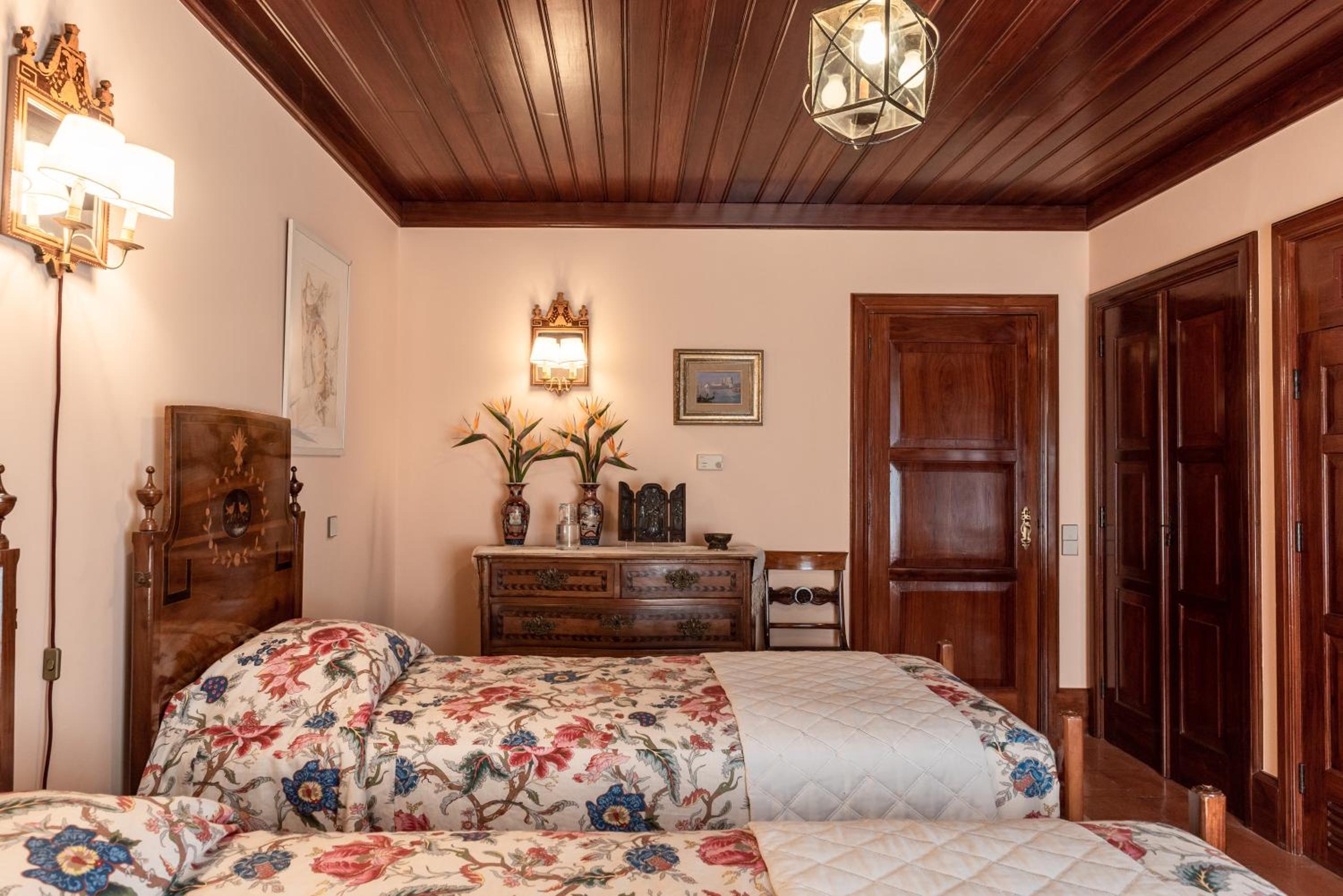 Twin Room - Photo 4