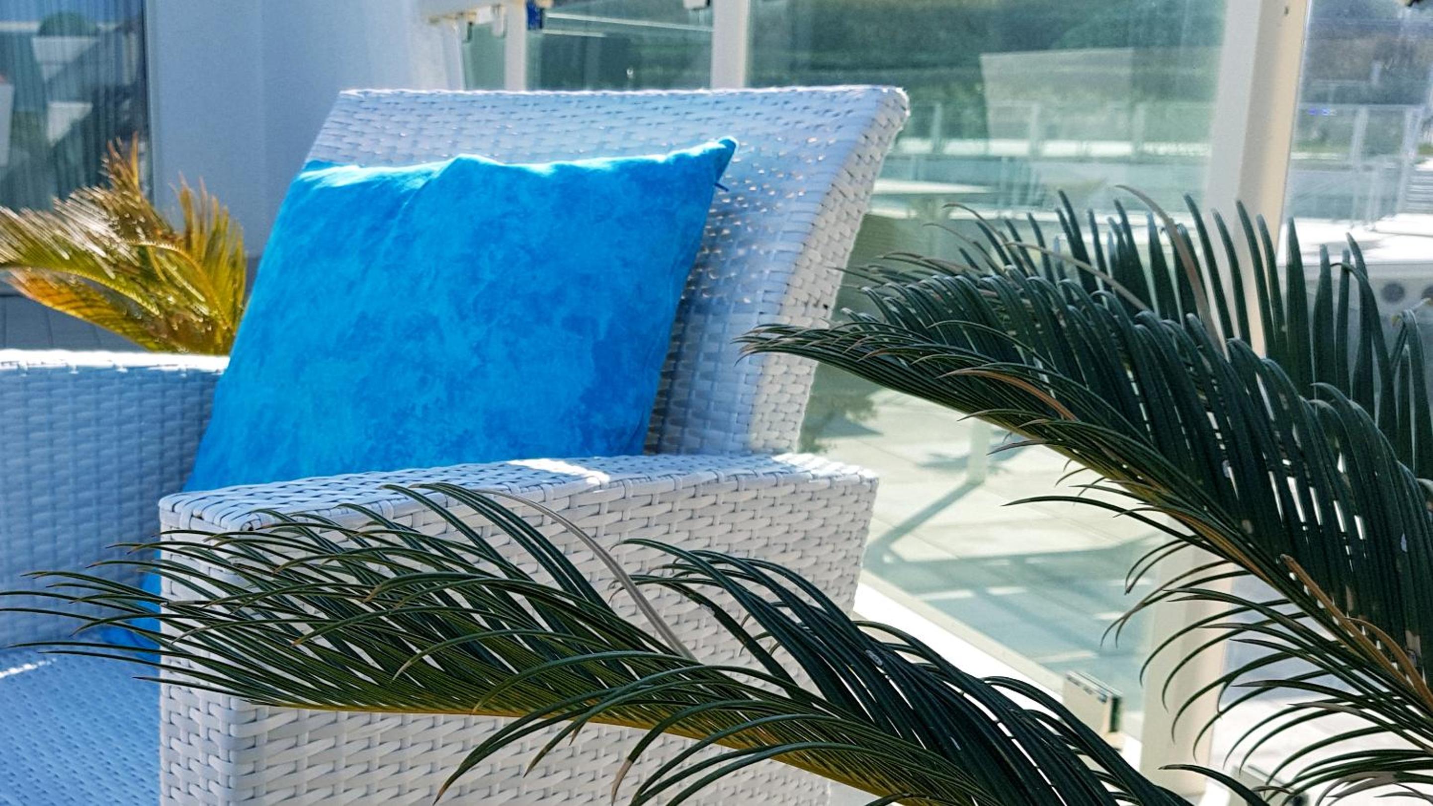 Junior Suite with Terrace and Sea View - Photo 25