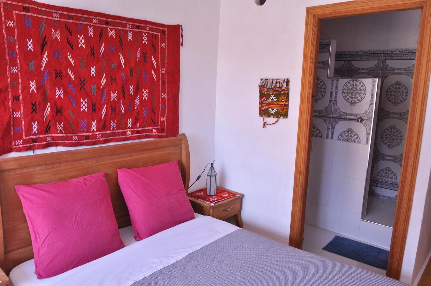 Double Room with Balcony (2 Adults + 1 Child) - Photo 1