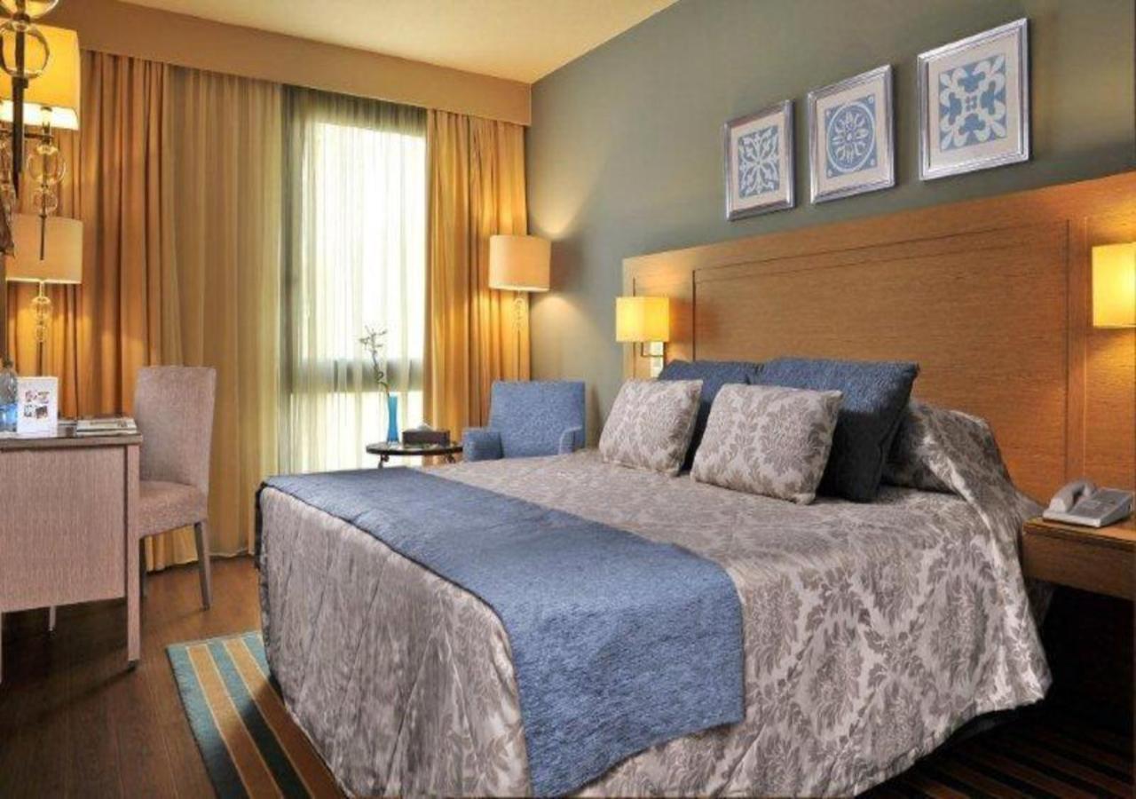 Deluxe Double or Twin Room with Garden View