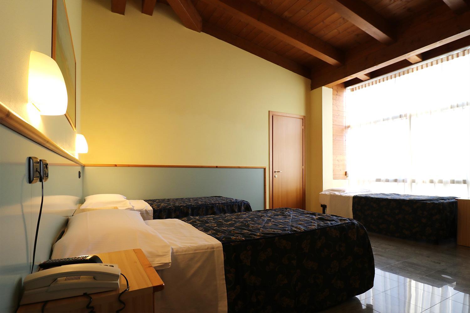 Triple Room - Photo 1