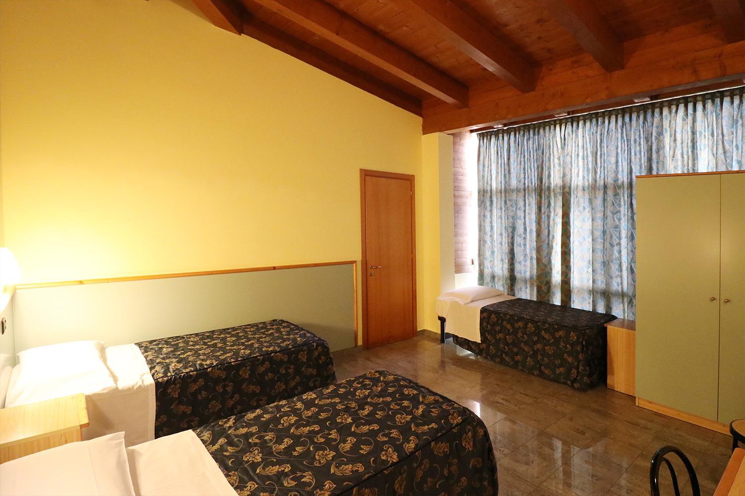 Triple Room - Photo 2