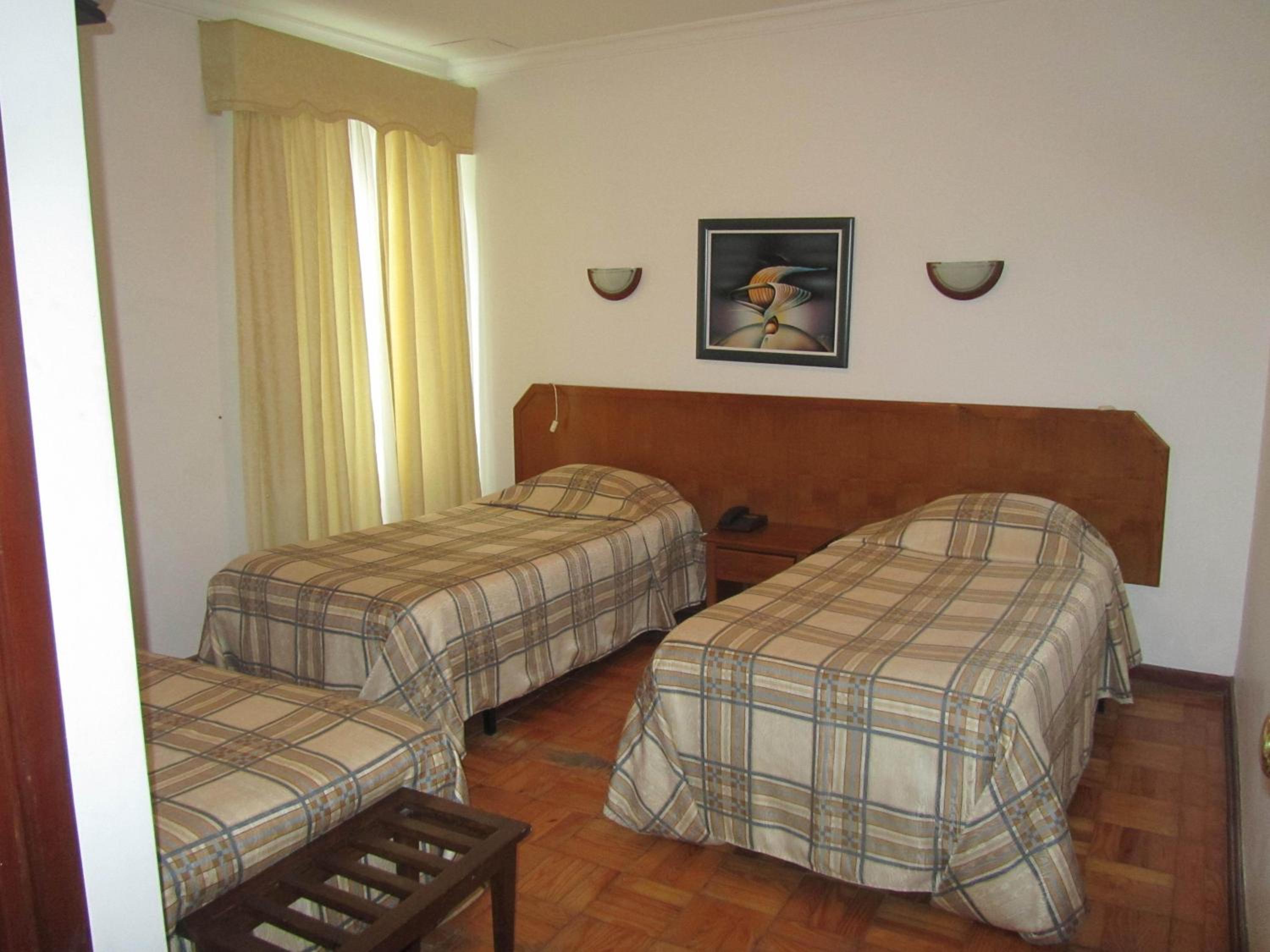 Double Room with Extra Bed (3 Adults) photo 1