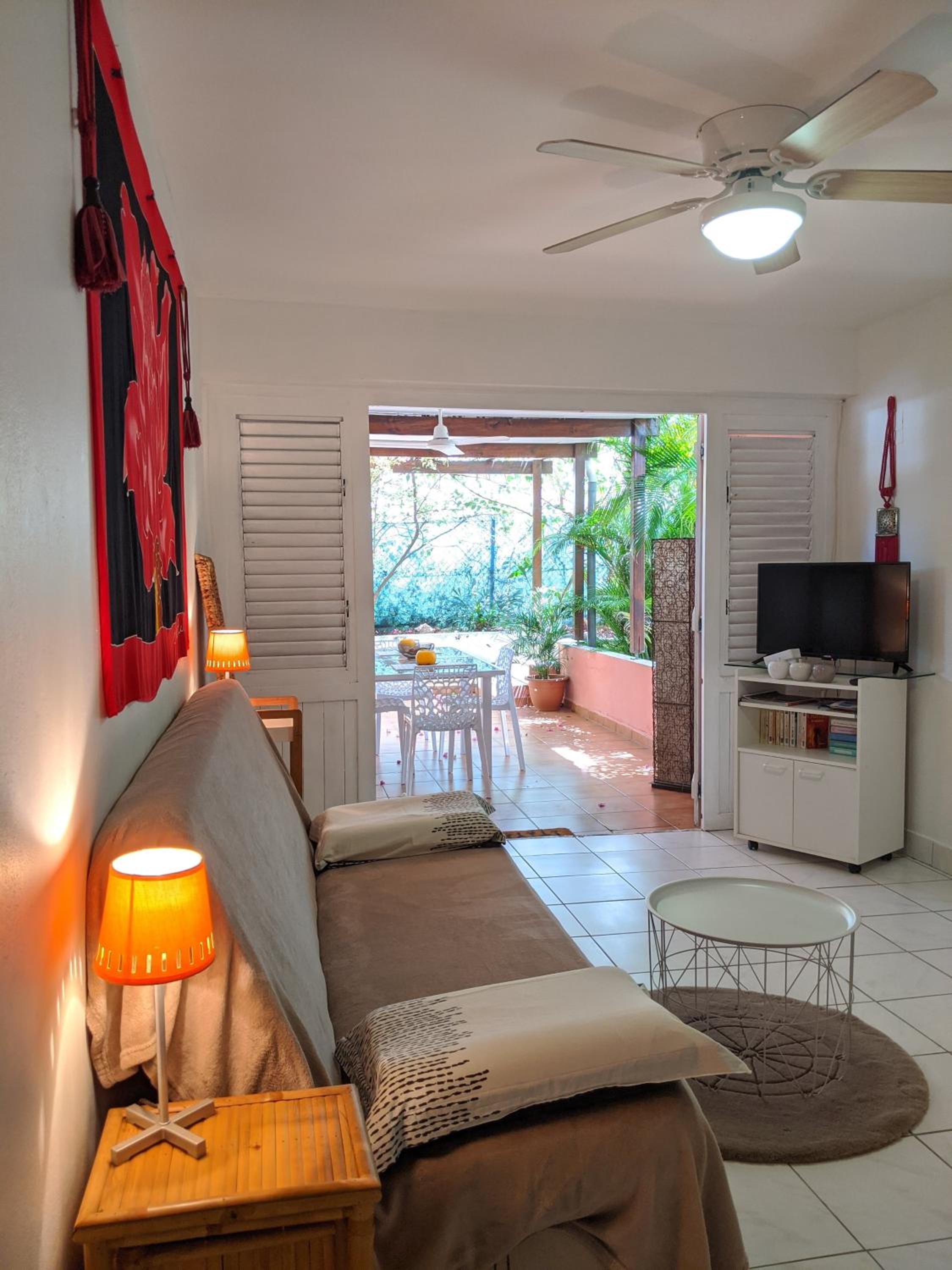 Apartment with Terrace - Photo 24