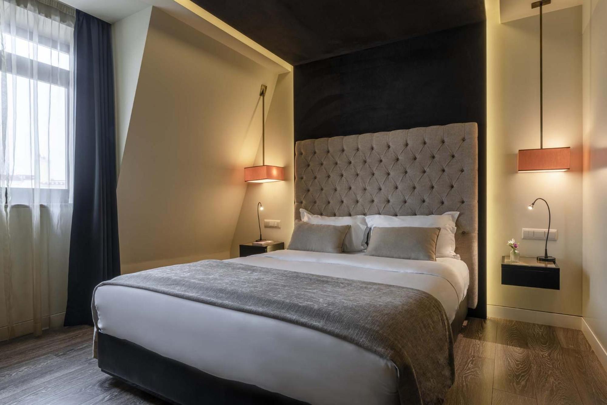 Club Double Room - Photo 6