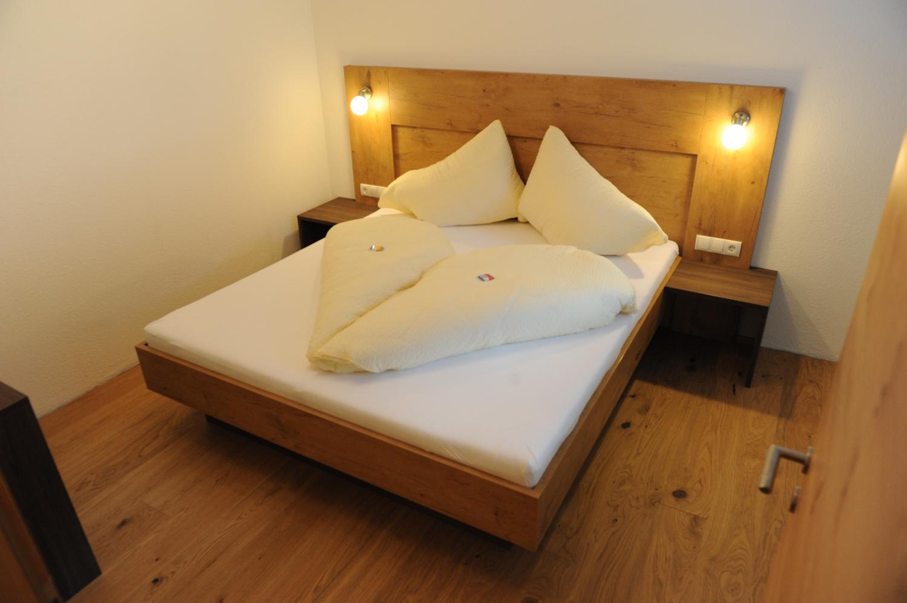 Comfort Two Bedroom Apartment with Terrace photo 1