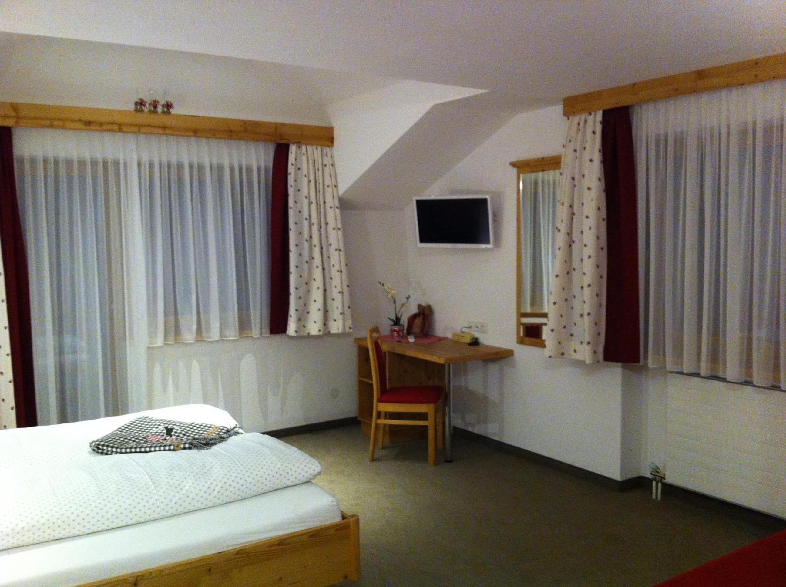 Comfort Double Room with Balcony photo 2