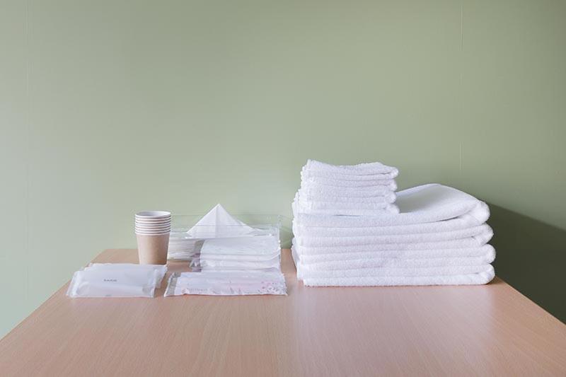 Quadruple Room with Shared Bathroom photo 2