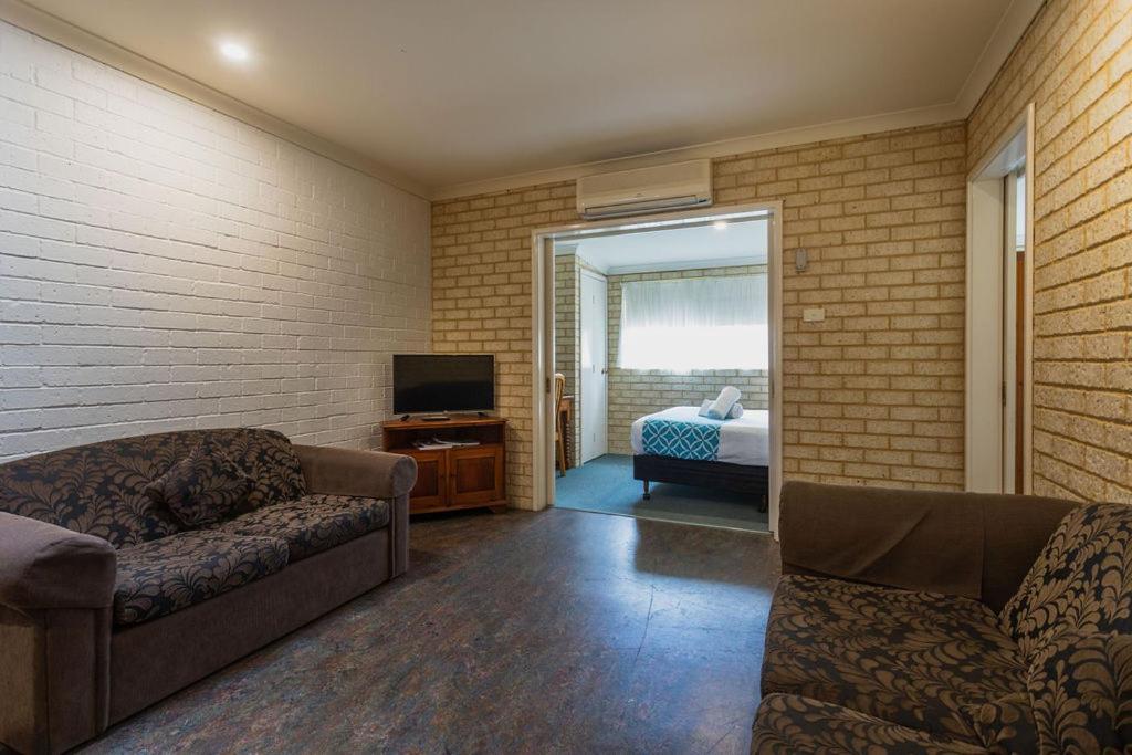One-Bedroom Villa photo 2