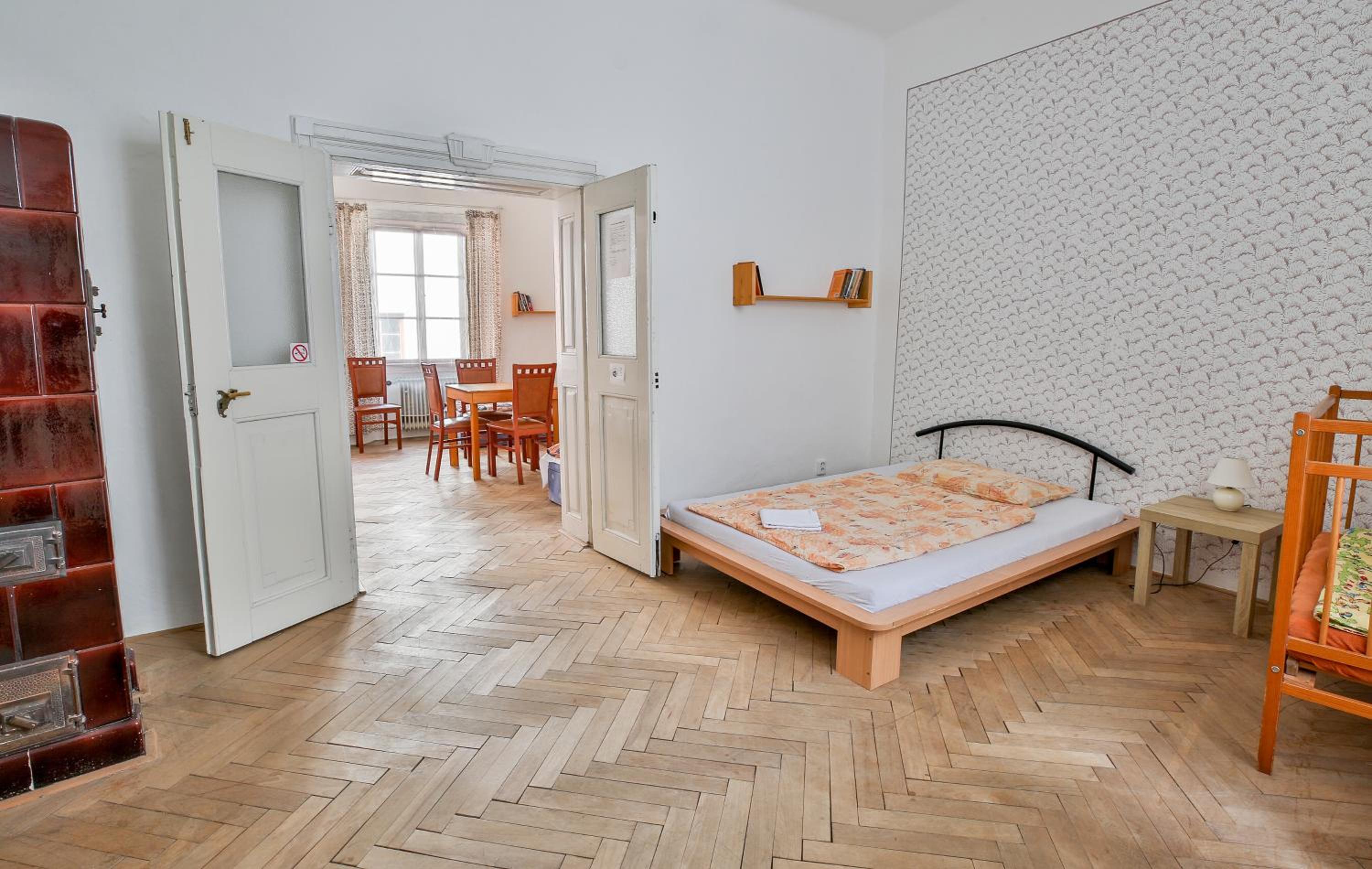 Single Bed in 7-Bed Dormitory Room photo 3