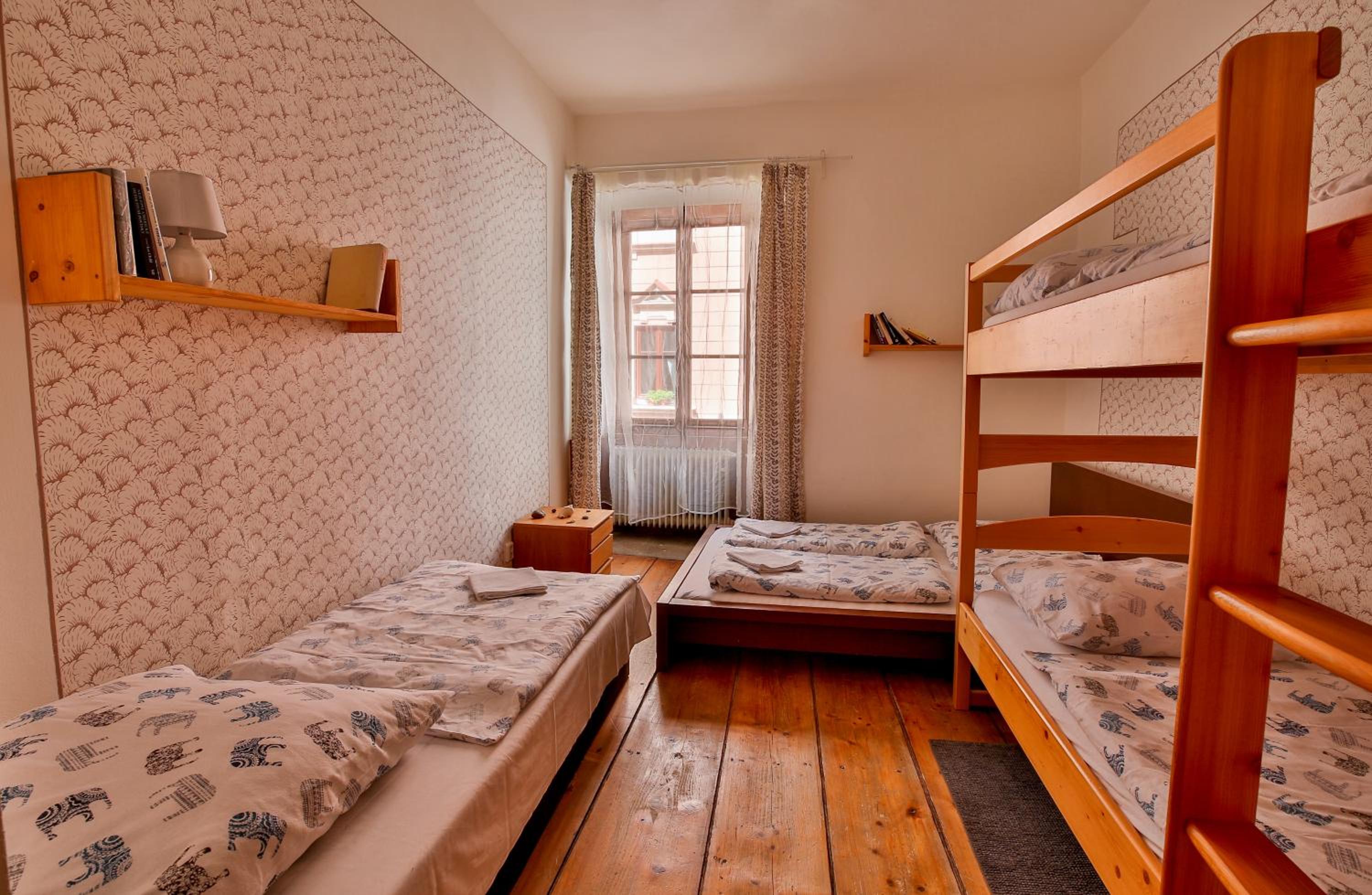 Quintuple Room (5 Adults) photo 2