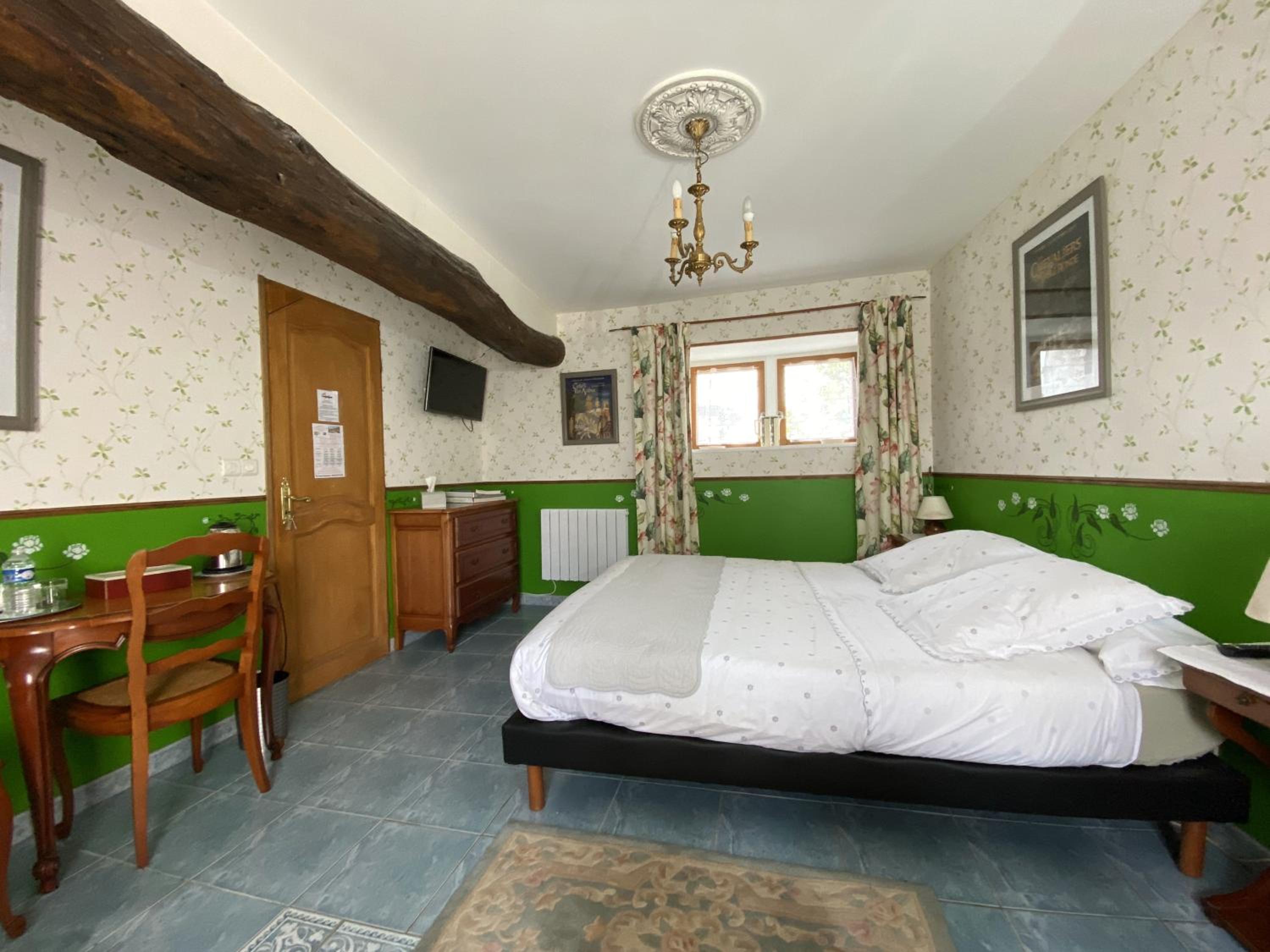 Triple Room - Photo 7
