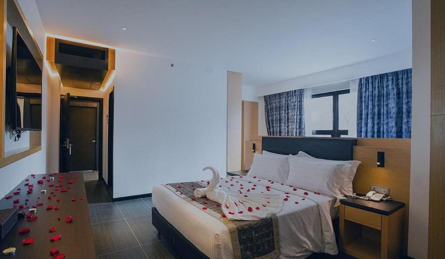 Junior Suite - Photo 1