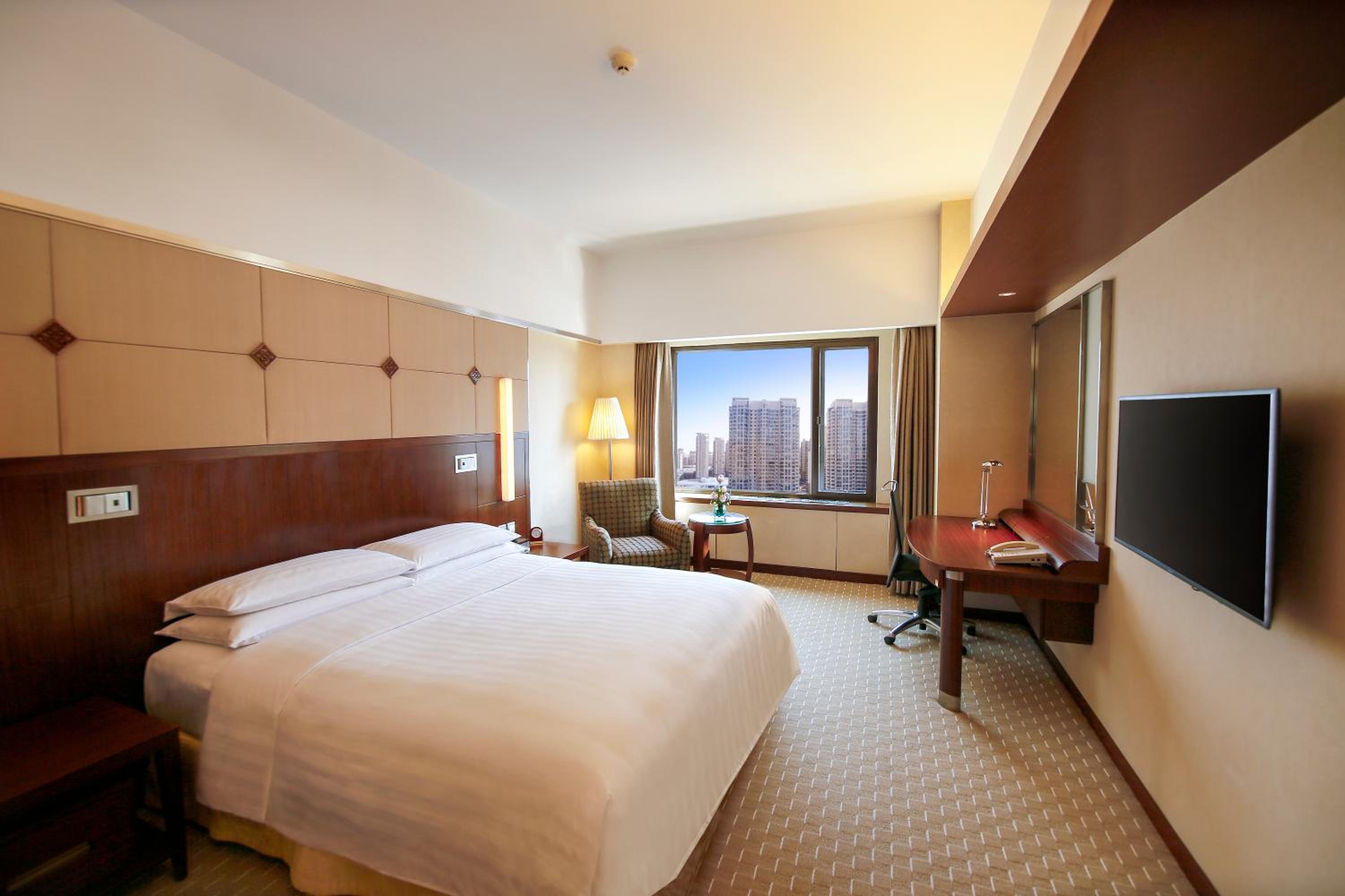 Superior King Room - Photo 1
